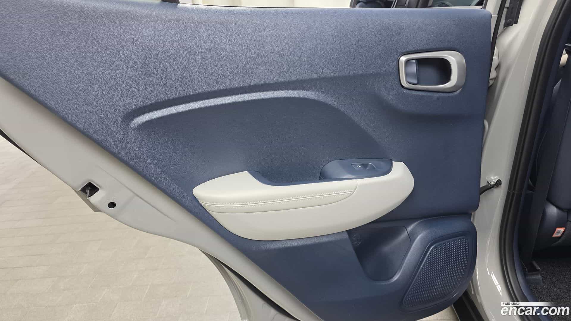 Venue Hyundai 2021.6-INNER-035