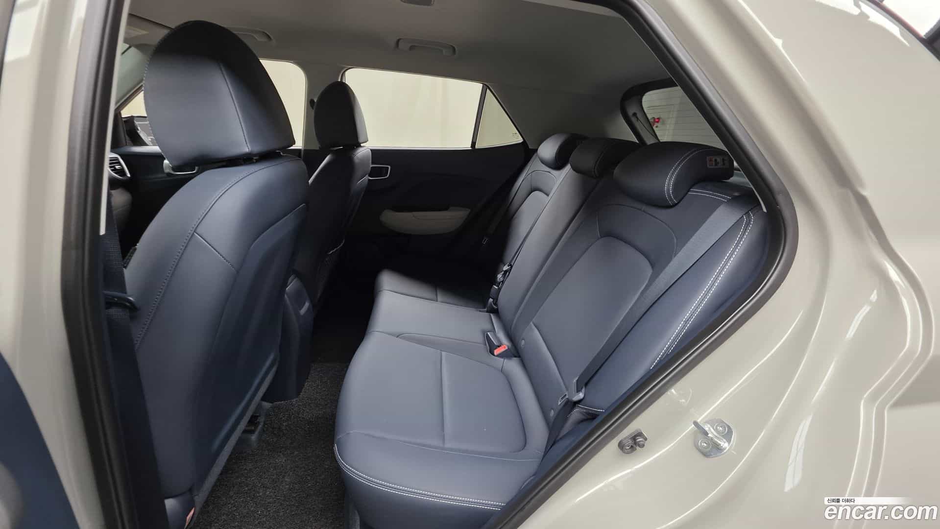 Venue Hyundai 2021.6-INNER-036