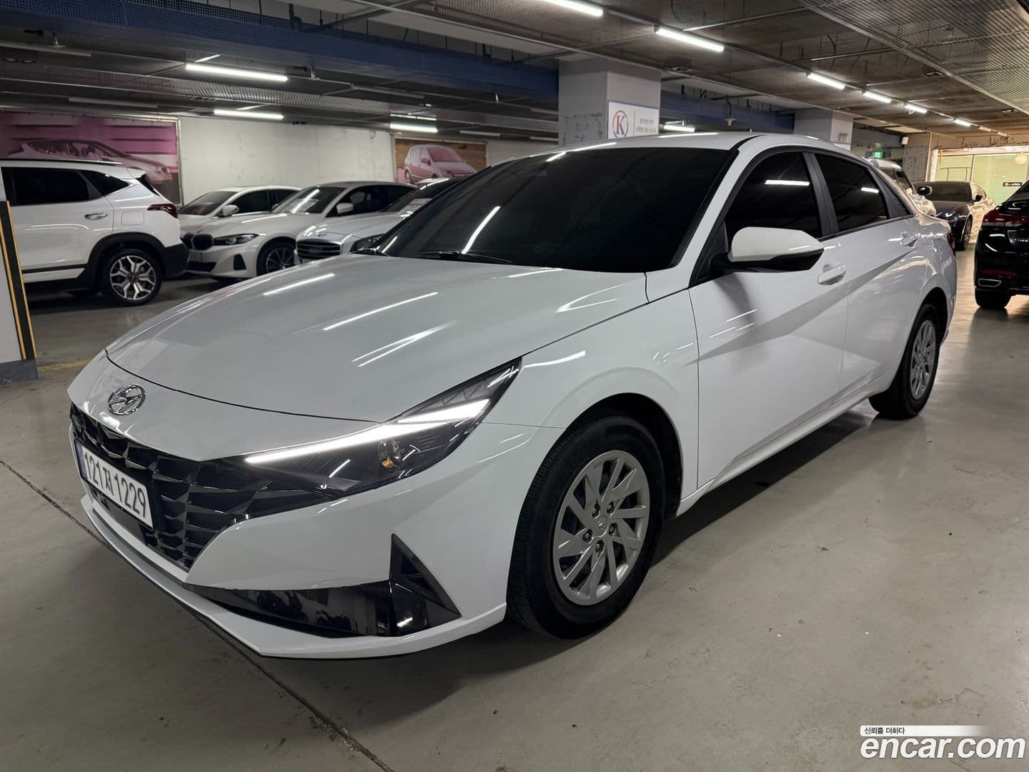 Main__Slider__Photo:AVANTE Hyundai 2021.4-0