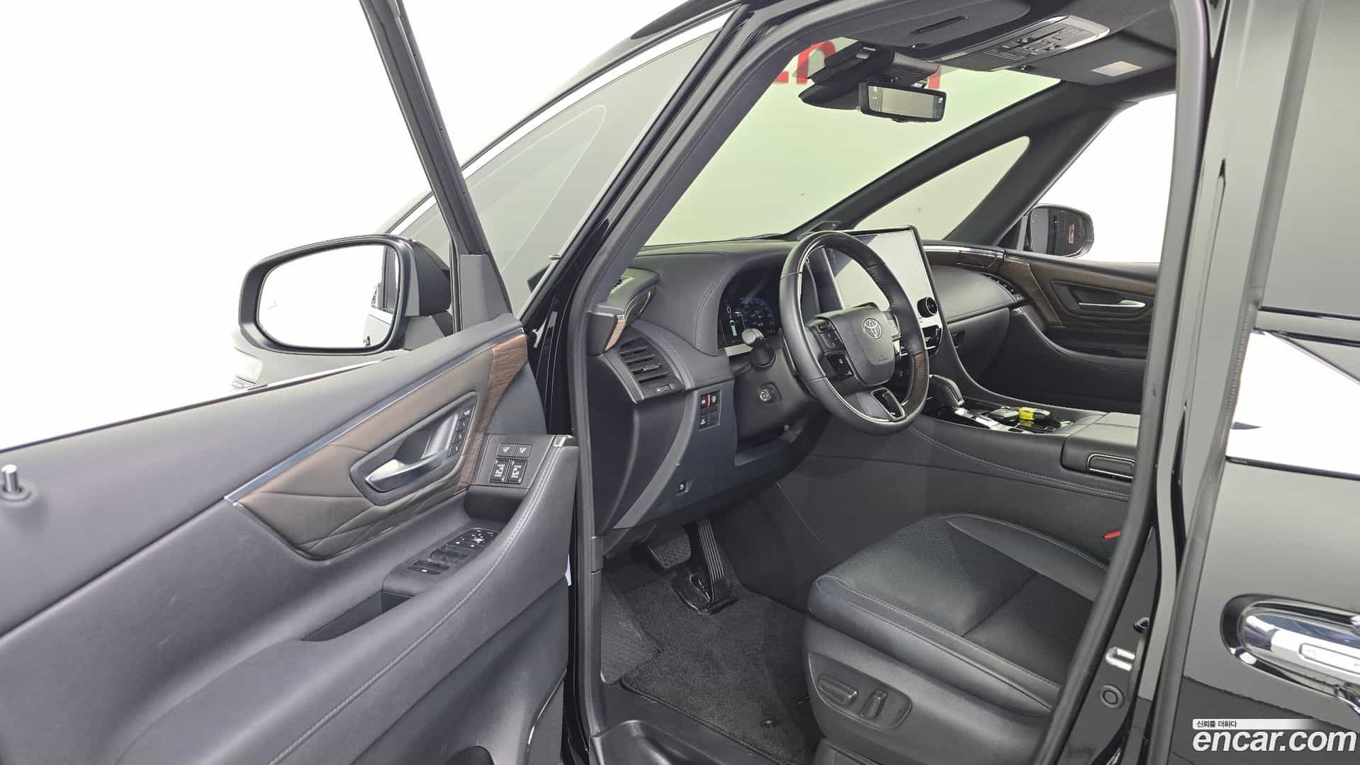 Alphard Toyota 2024.10-INNER-010