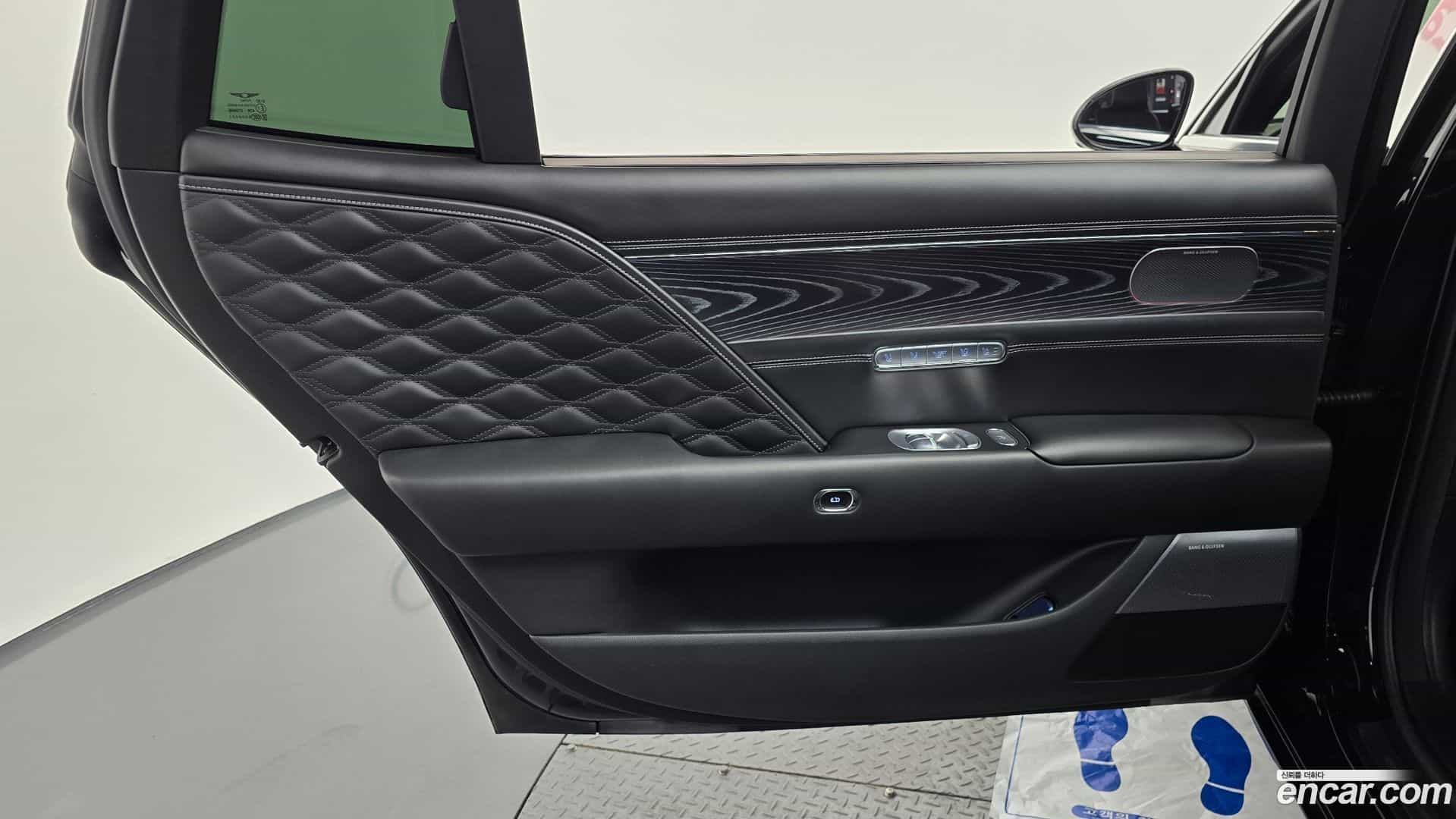 G90 Genesis 2022.7-INNER-035
