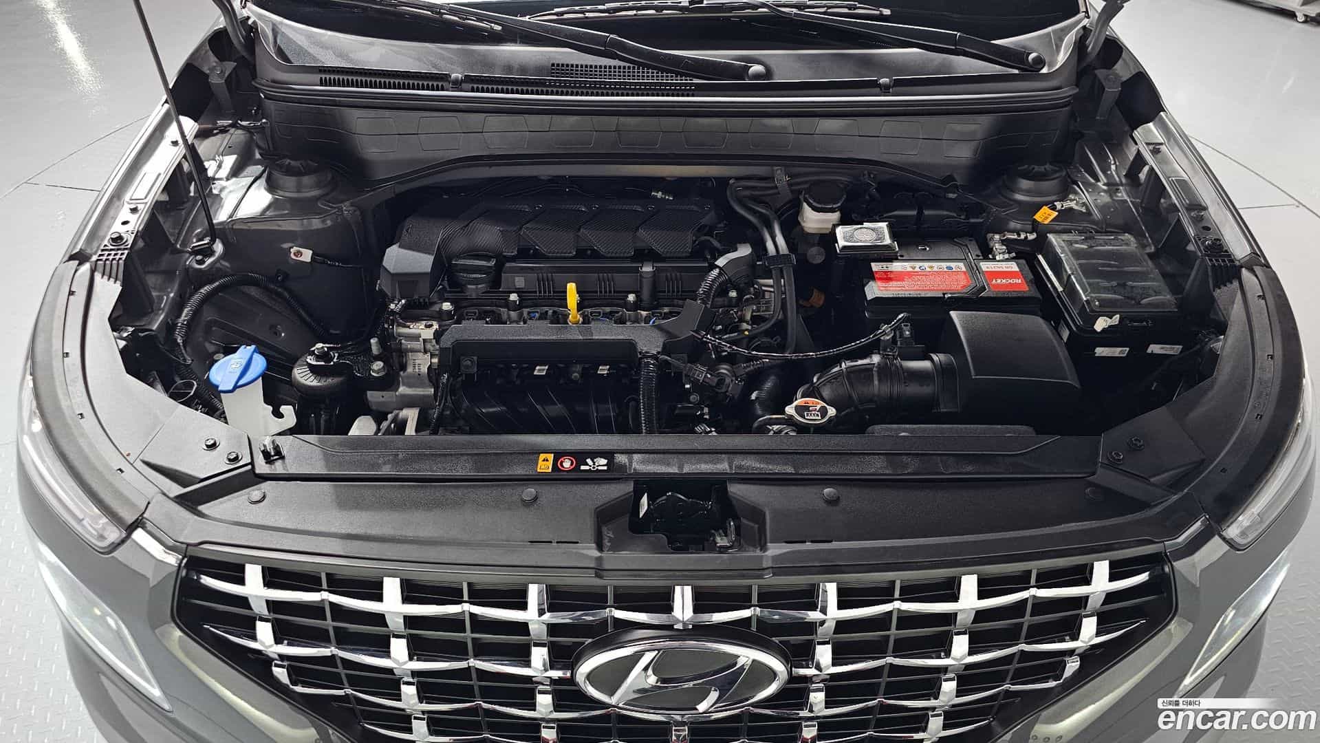 Venue Hyundai 2025.6-OUTER-006