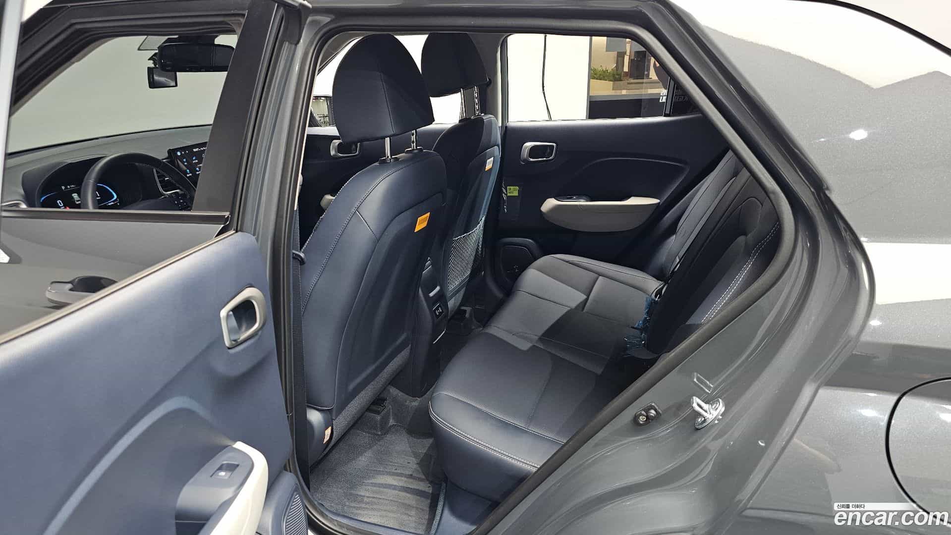 Venue Hyundai 2025.6-OPTION-016