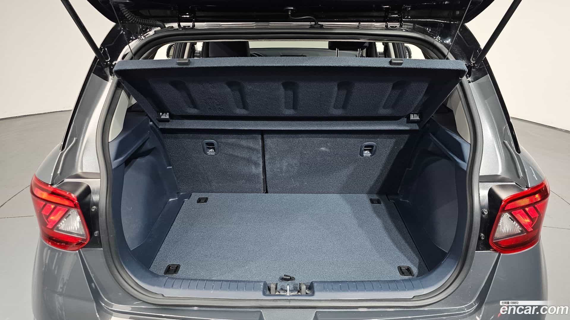 Venue Hyundai 2025.6-OPTION-024