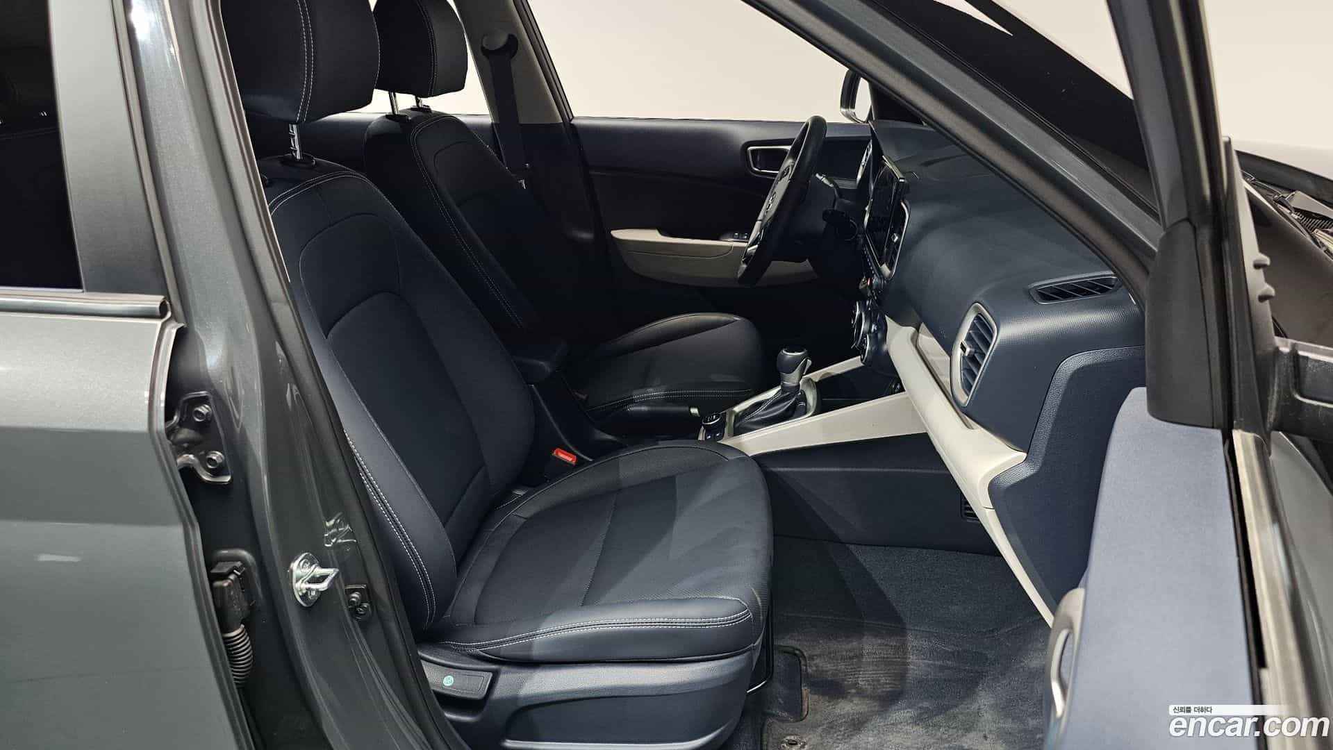 Venue Hyundai 2025.6-INNER-036