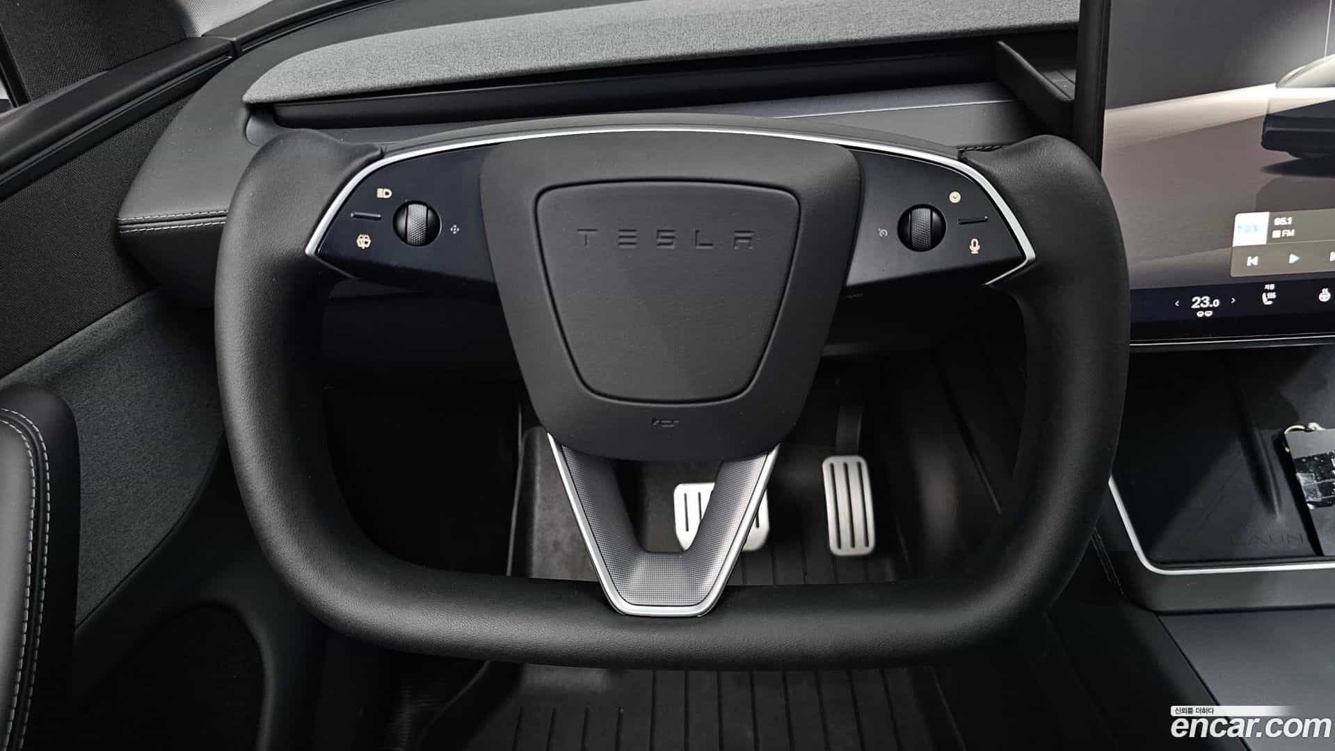 Model Y Tesla 2025.4-OPTION-017
