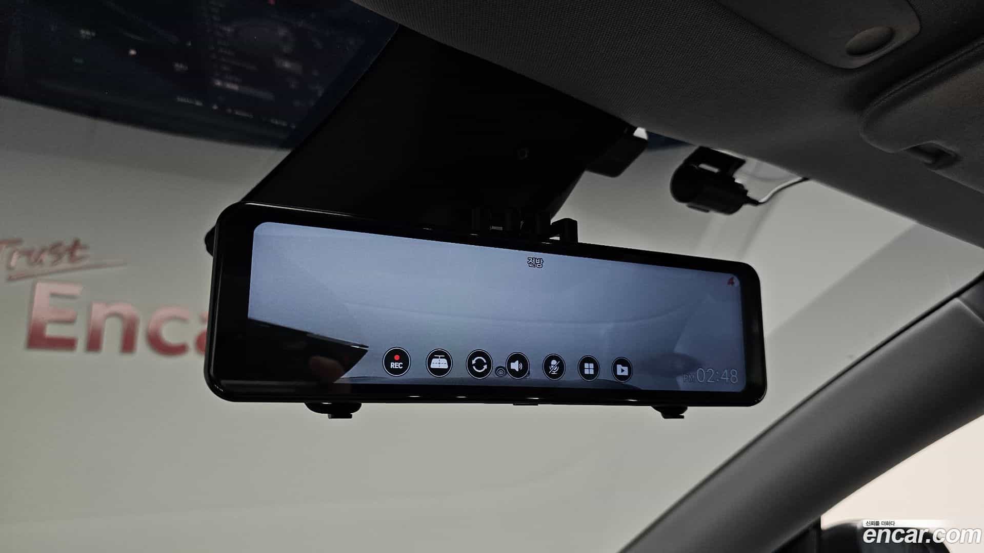 Model Y Tesla 2025.4-OPTION-044