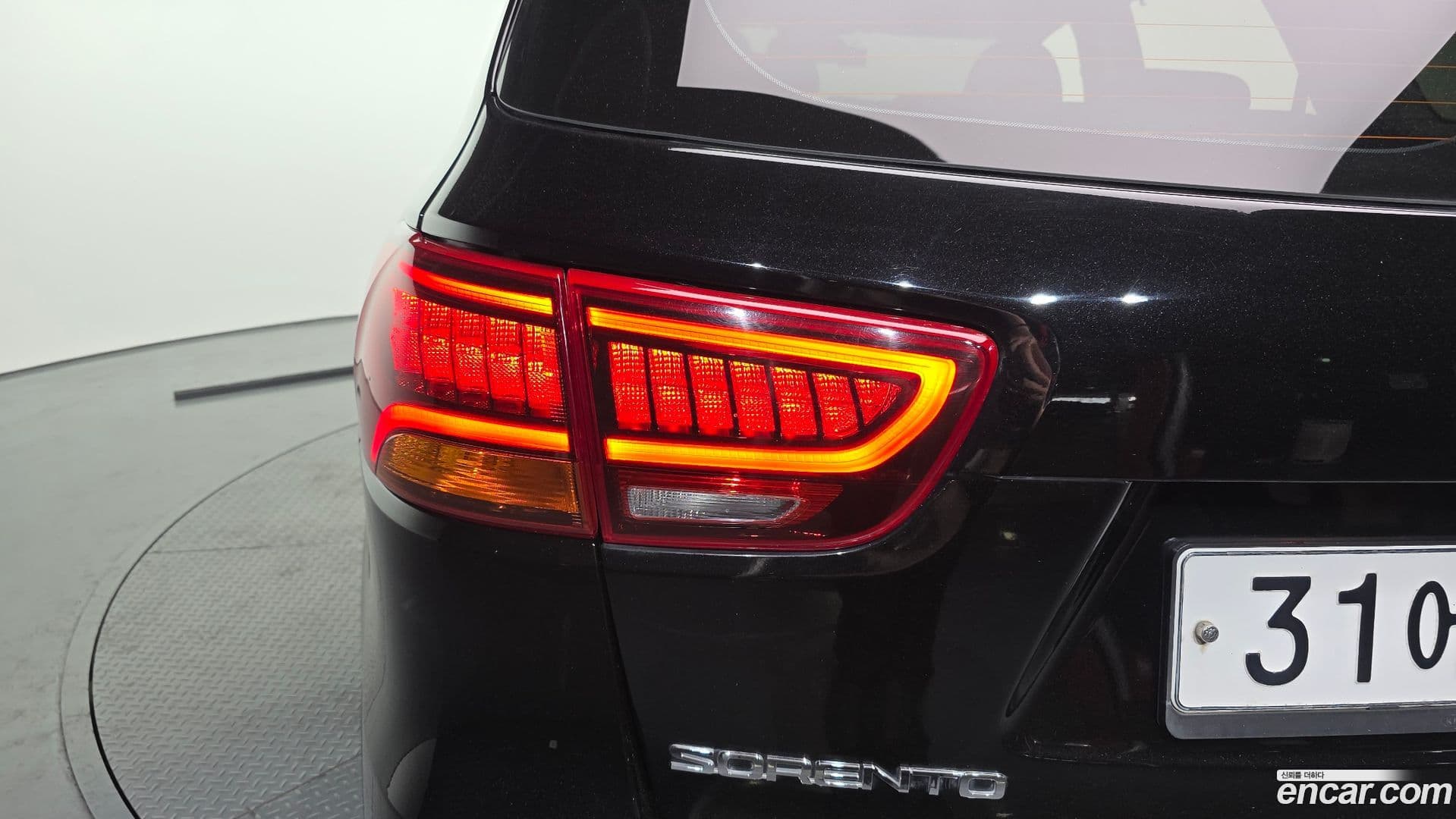 Main__Slider__Photo:Sorento Kia 2017.10-22