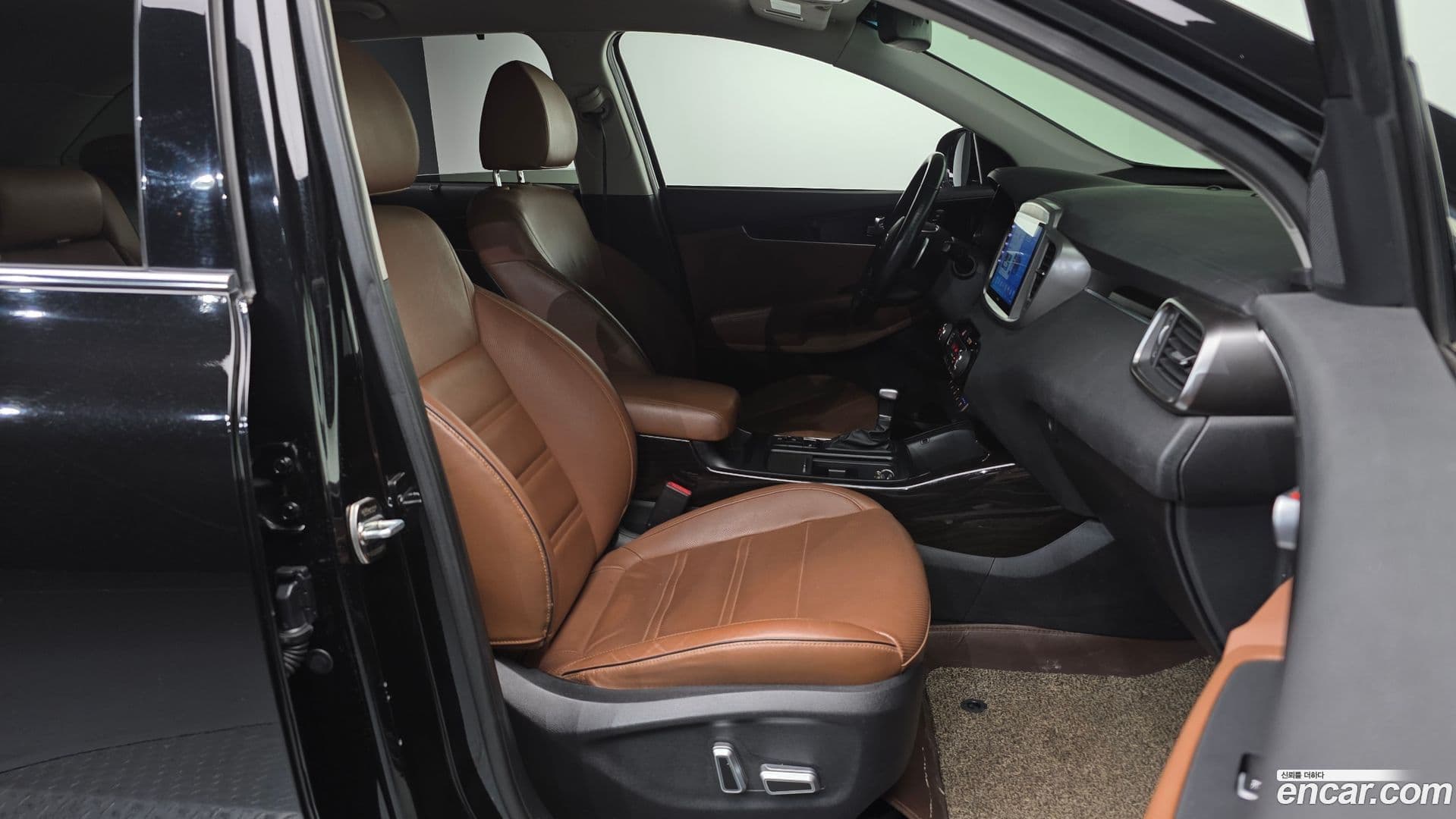Main__Slider__Photo:Sorento Kia 2017.10-25