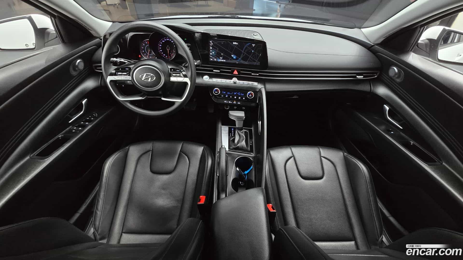 AVANTE Hyundai 2022.3-INNER-007