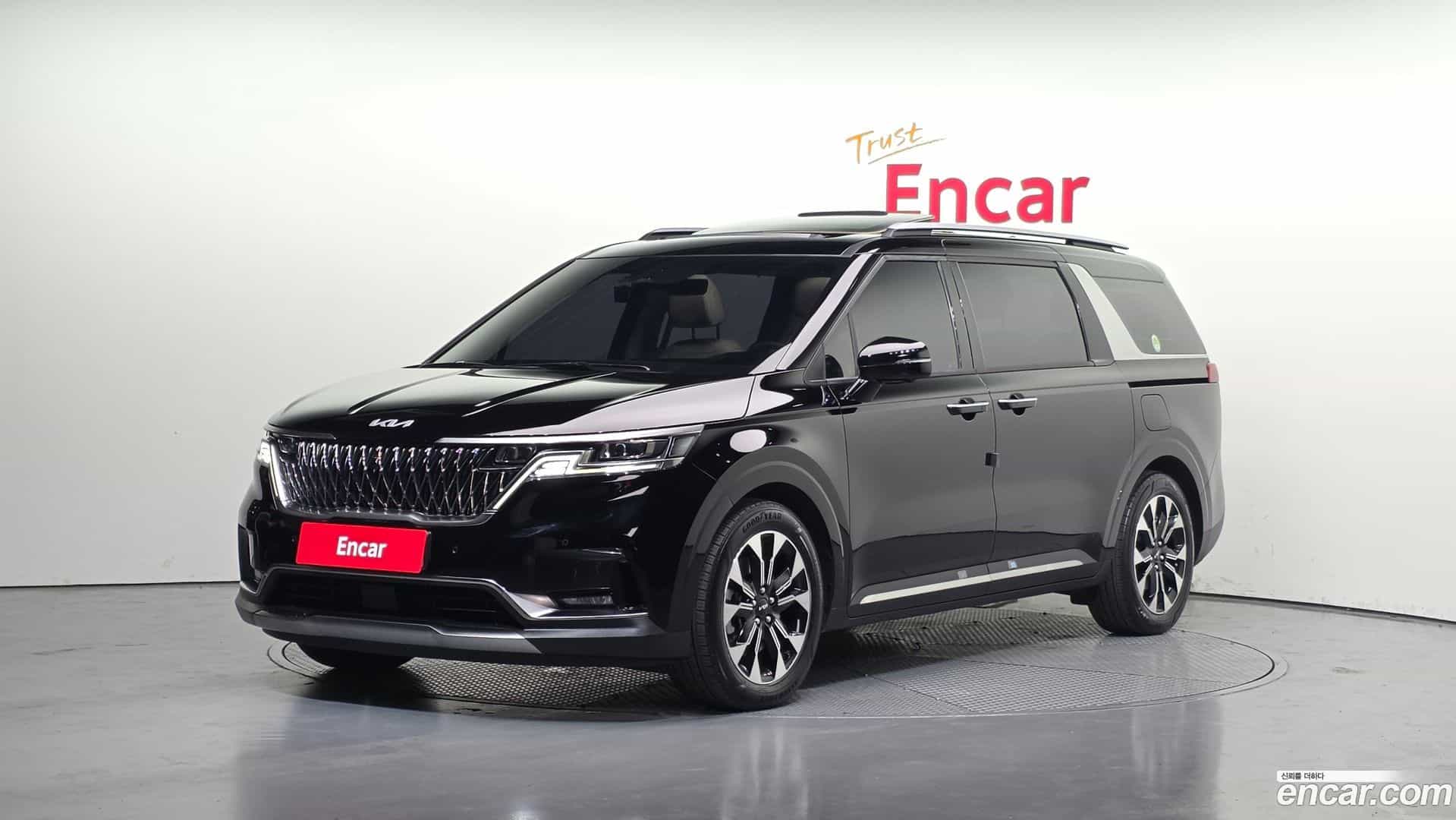Canival Kia 2022.1-OUTER-001