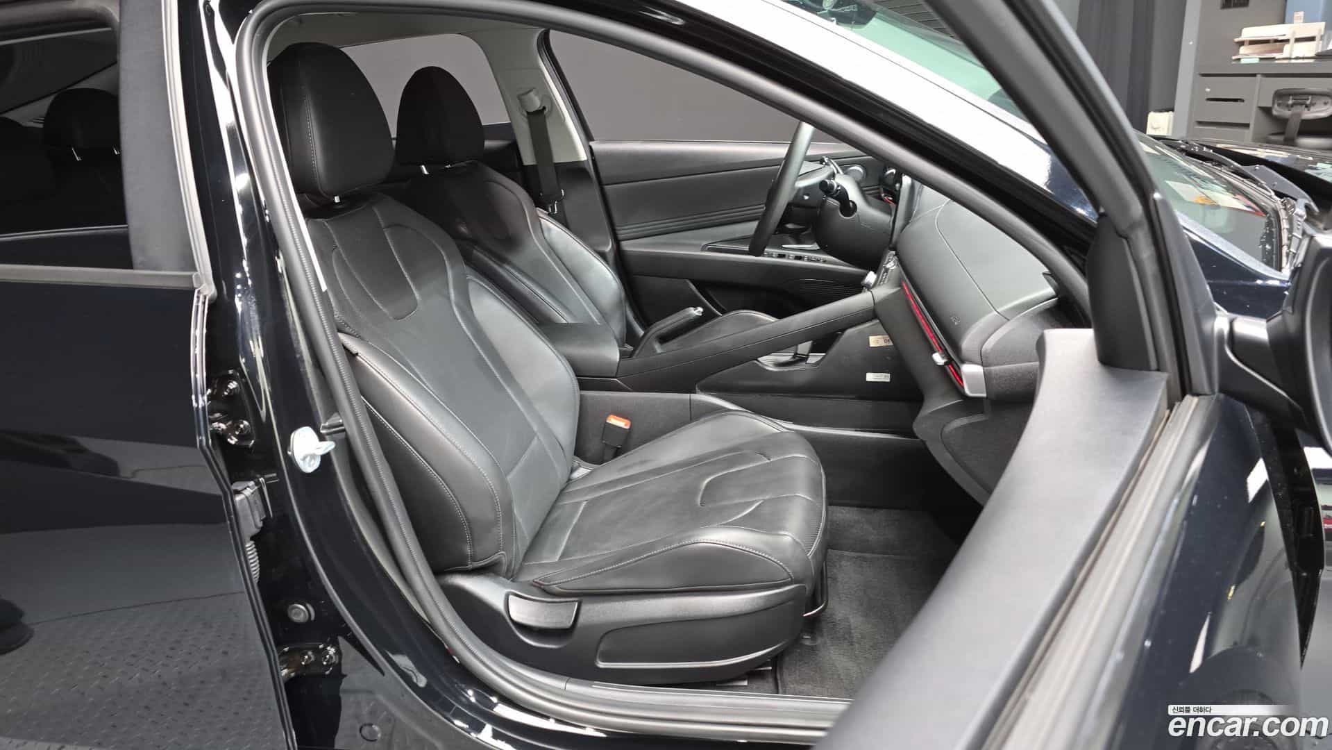 AVANTE Hyundai 2023.3-OPTION-015