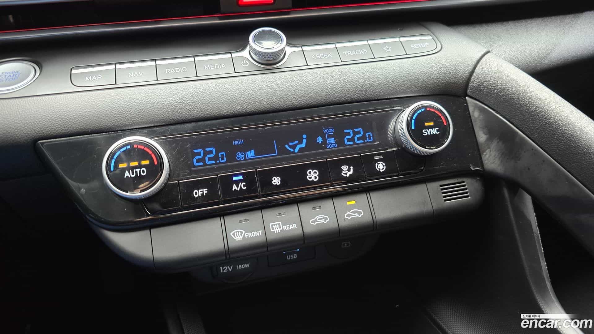 AVANTE Hyundai 2023.3-OPTION-022