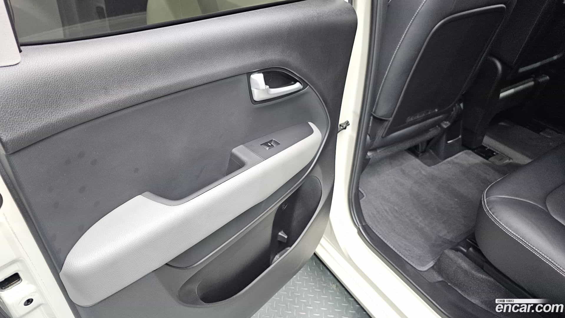 RAY Kia 2023.5-INNER-035