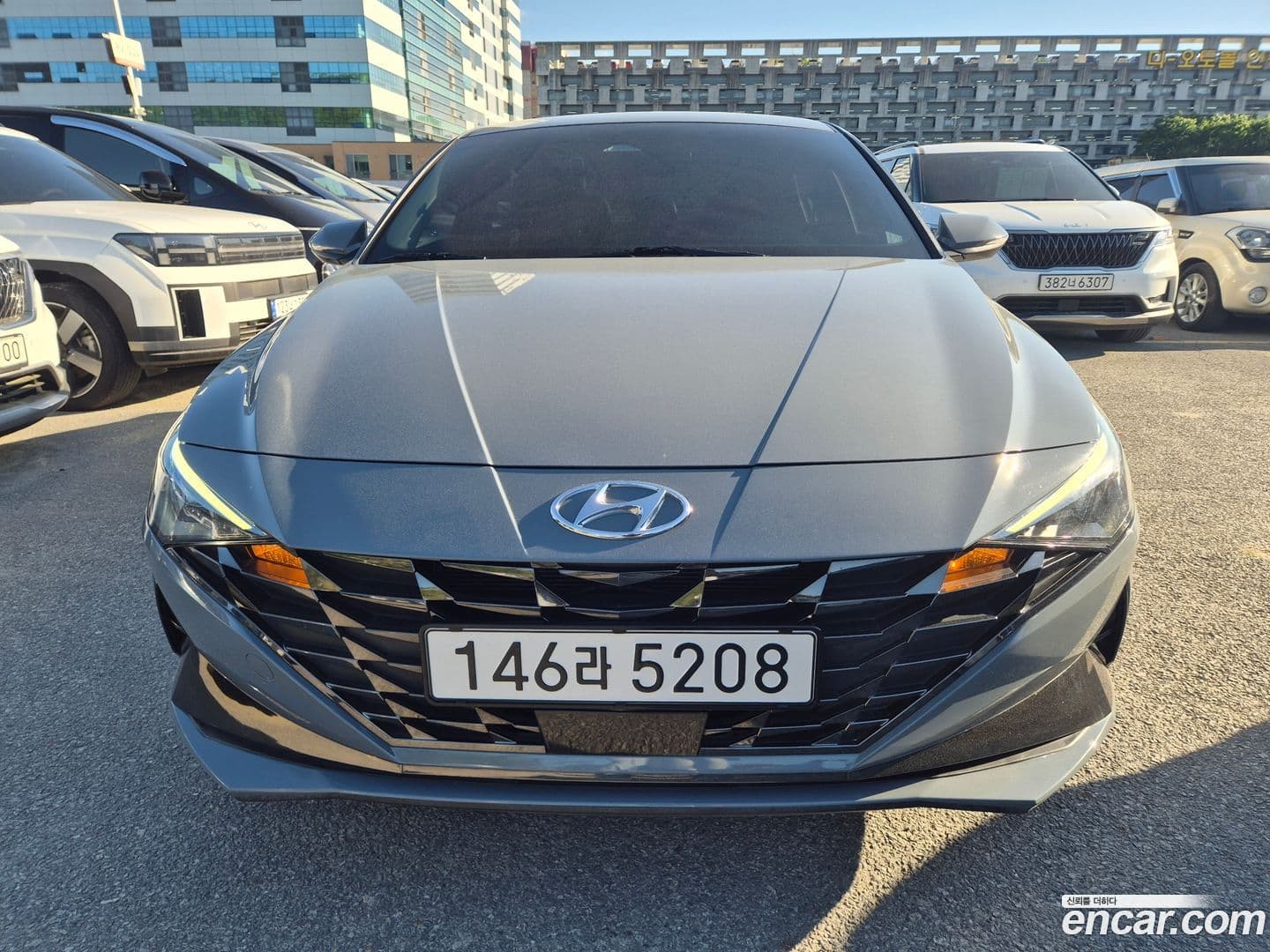 Main__Slider__Photo:AVANTE Hyundai 2022.9-0