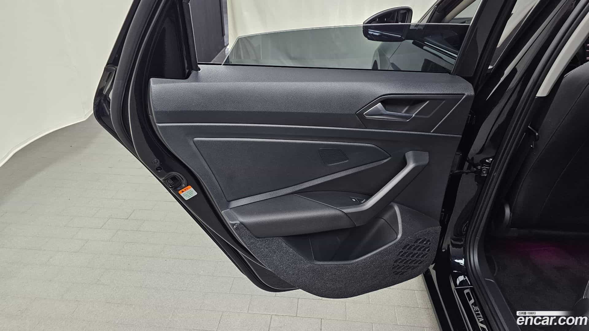 Jetta Volkswagen 2021.11-INNER-035