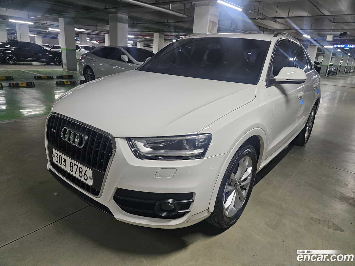 Q3 Audi 2014.8-OUTER-002