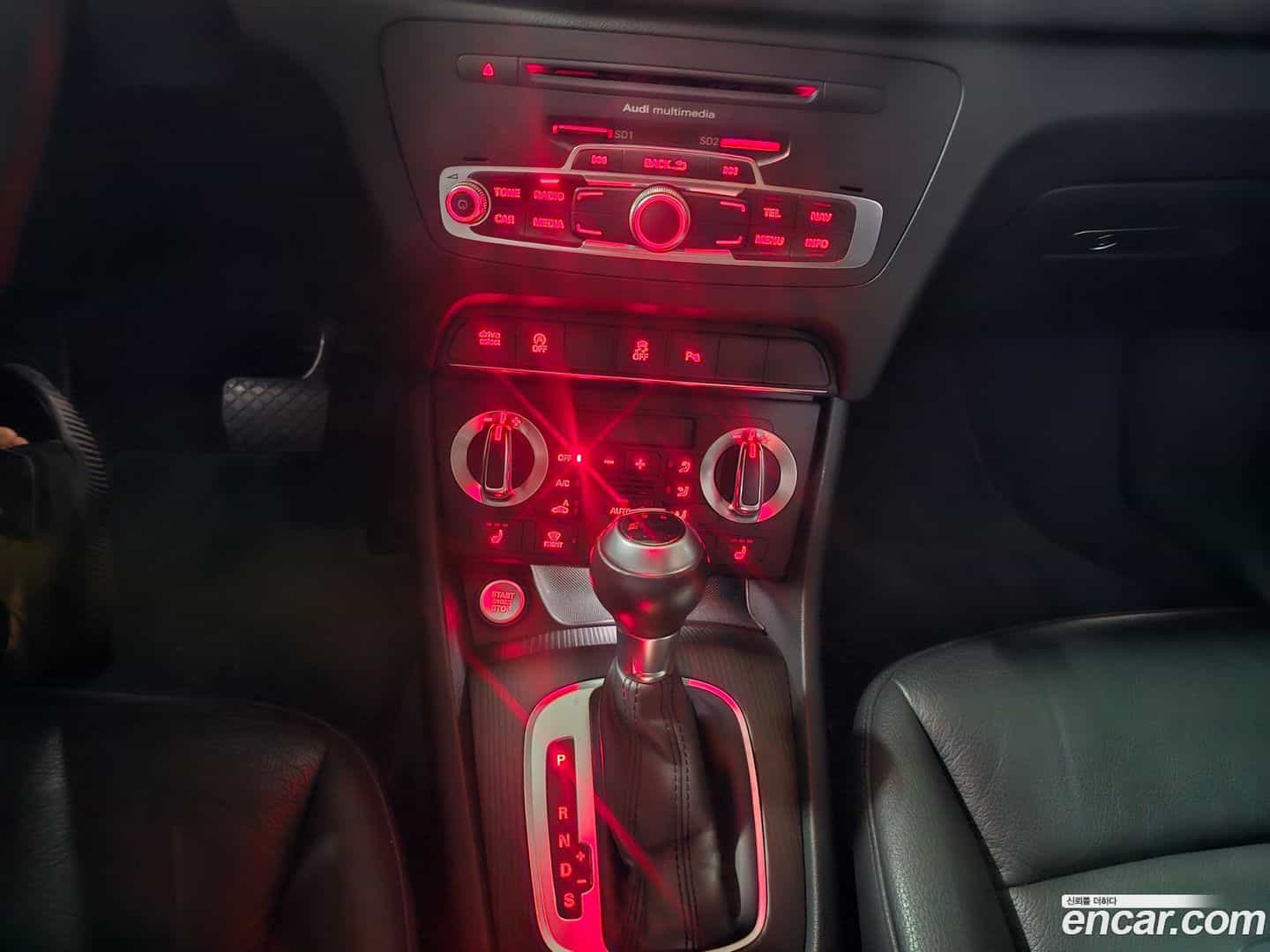 Q3 Audi 2014.8-OPTION-021