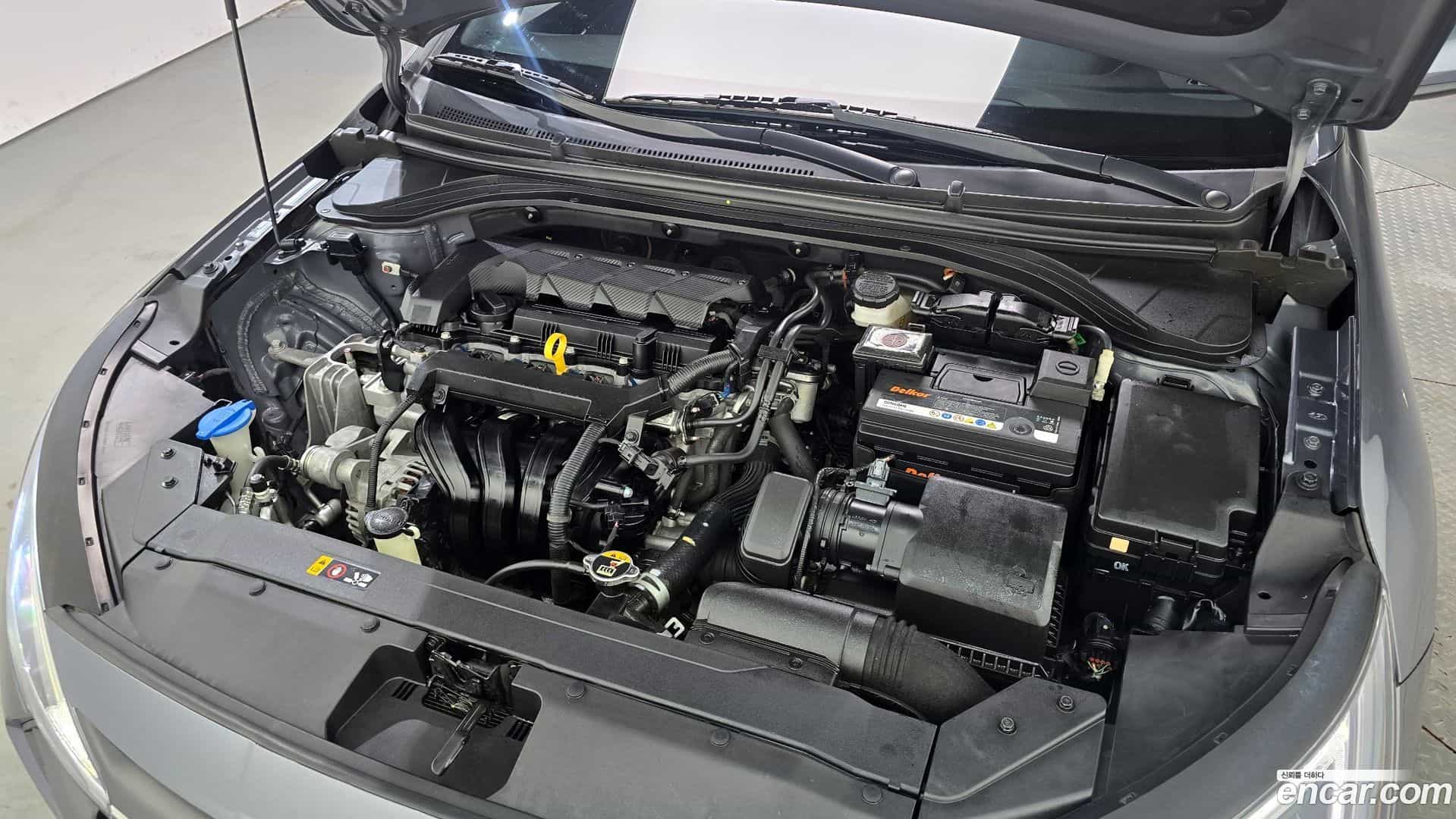 AVANTE Hyundai 2018.9-OUTER-006