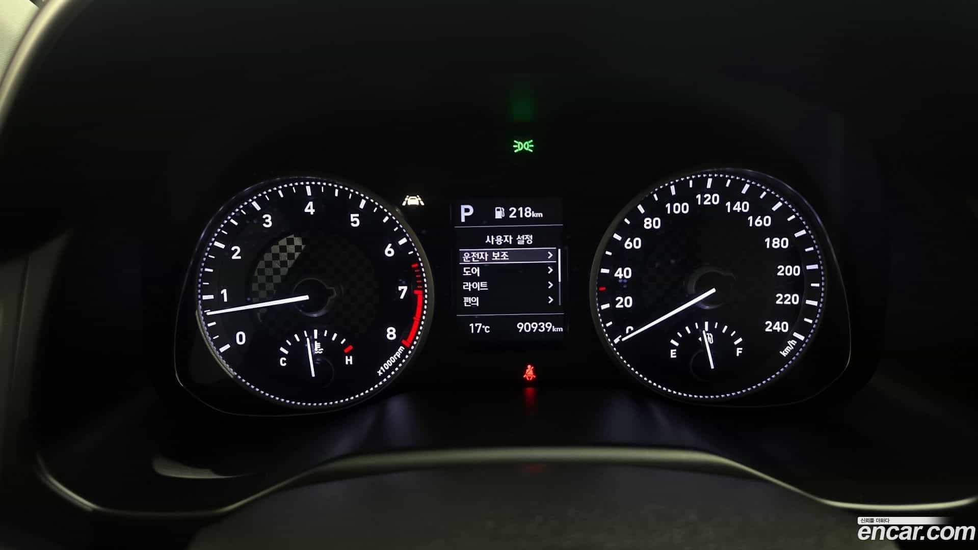 AVANTE Hyundai 2018.9-INNER-008