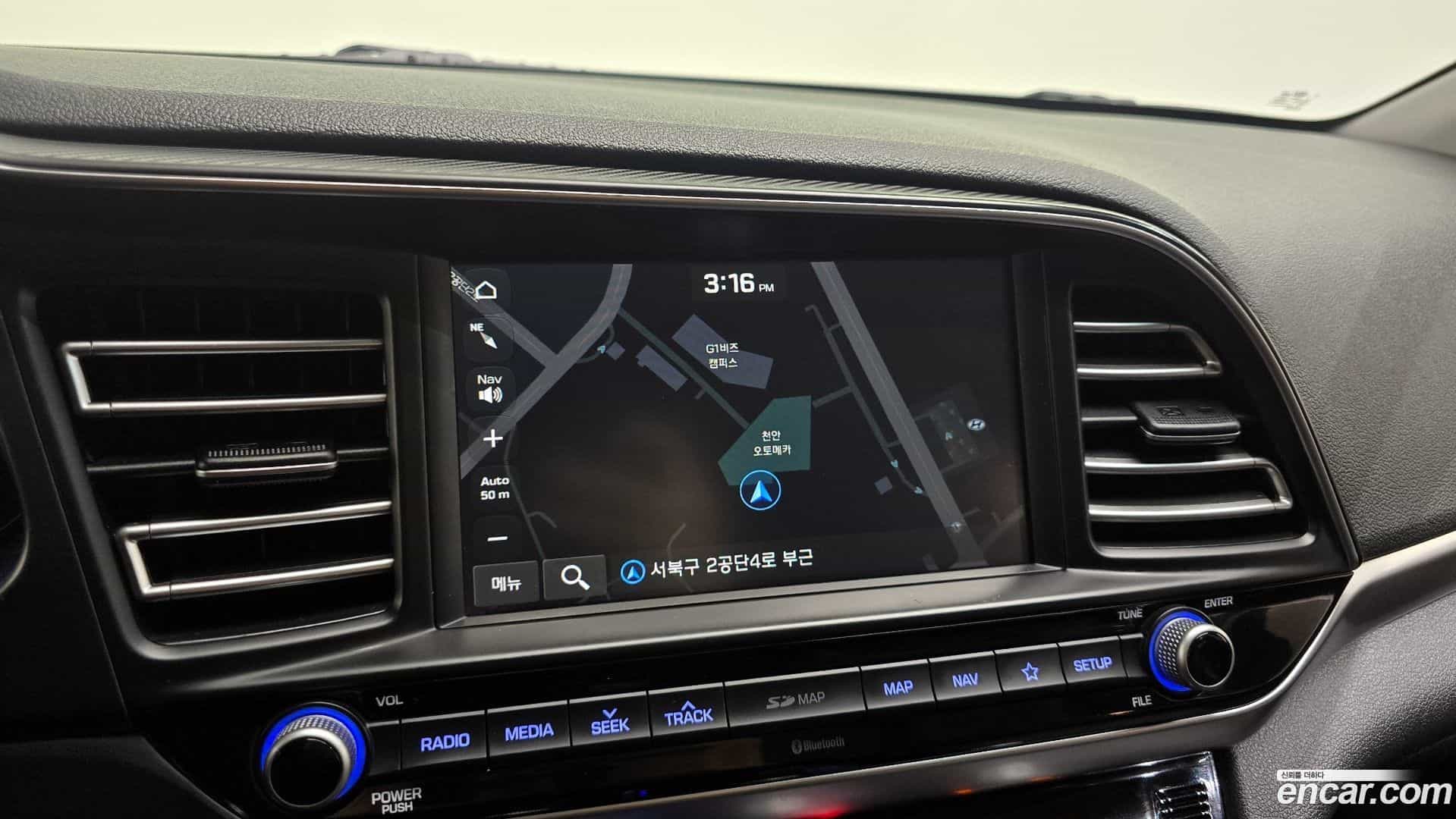 AVANTE Hyundai 2018.9-OPTION-017