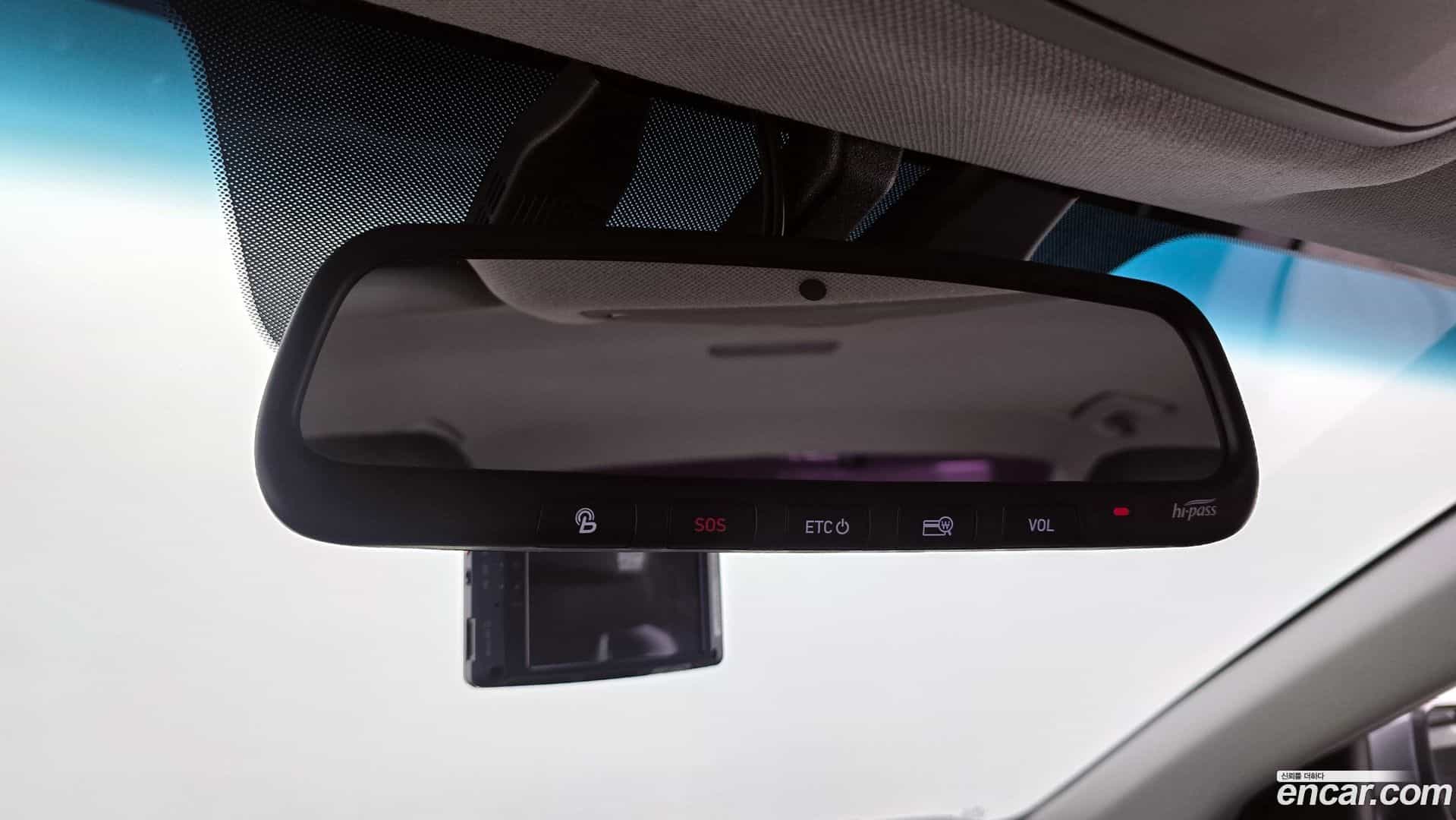 AVANTE Hyundai 2018.9-OPTION-022