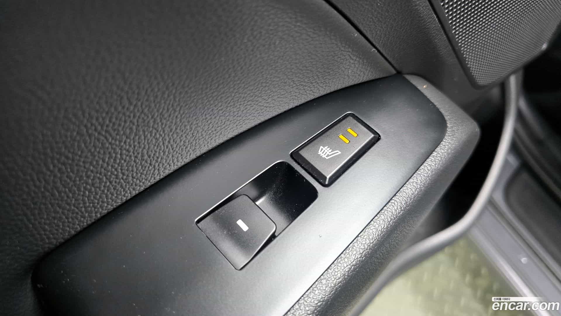 AVANTE Hyundai 2018.9-OPTION-040