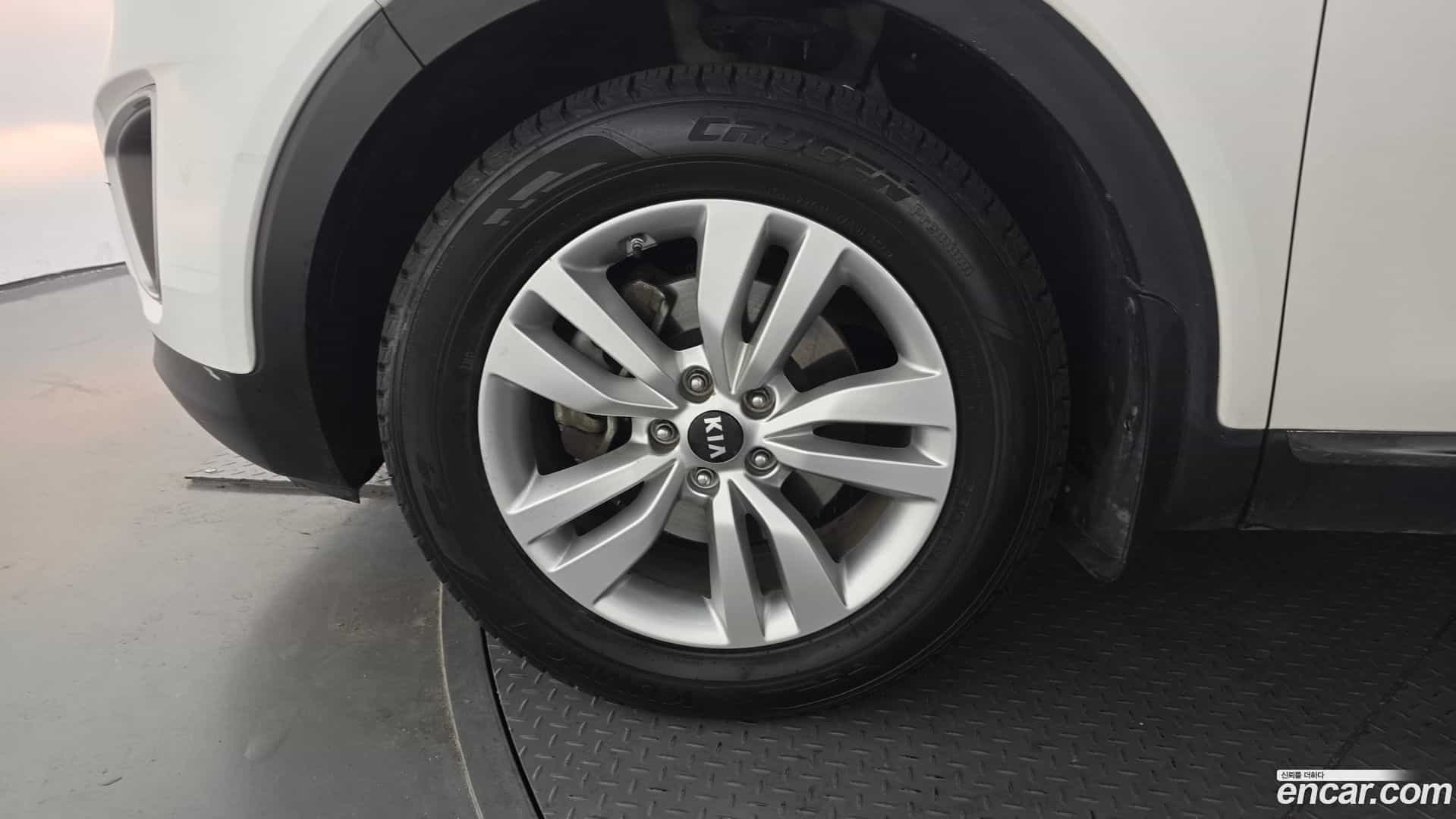 Sorento Kia 2016.2-OUTER-005
