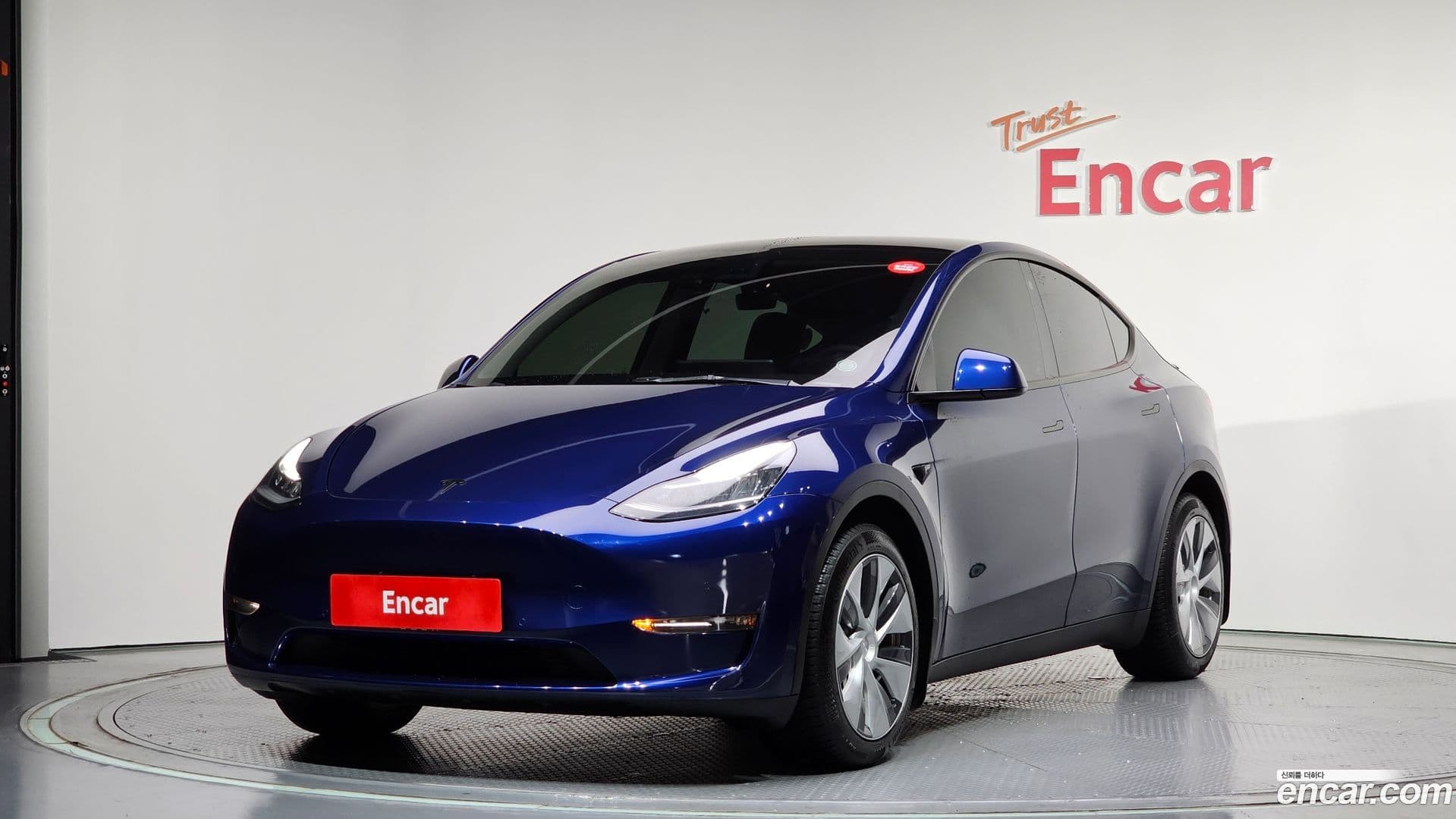 Main__Slider__Photo:Model Y Tesla 2021.7-0