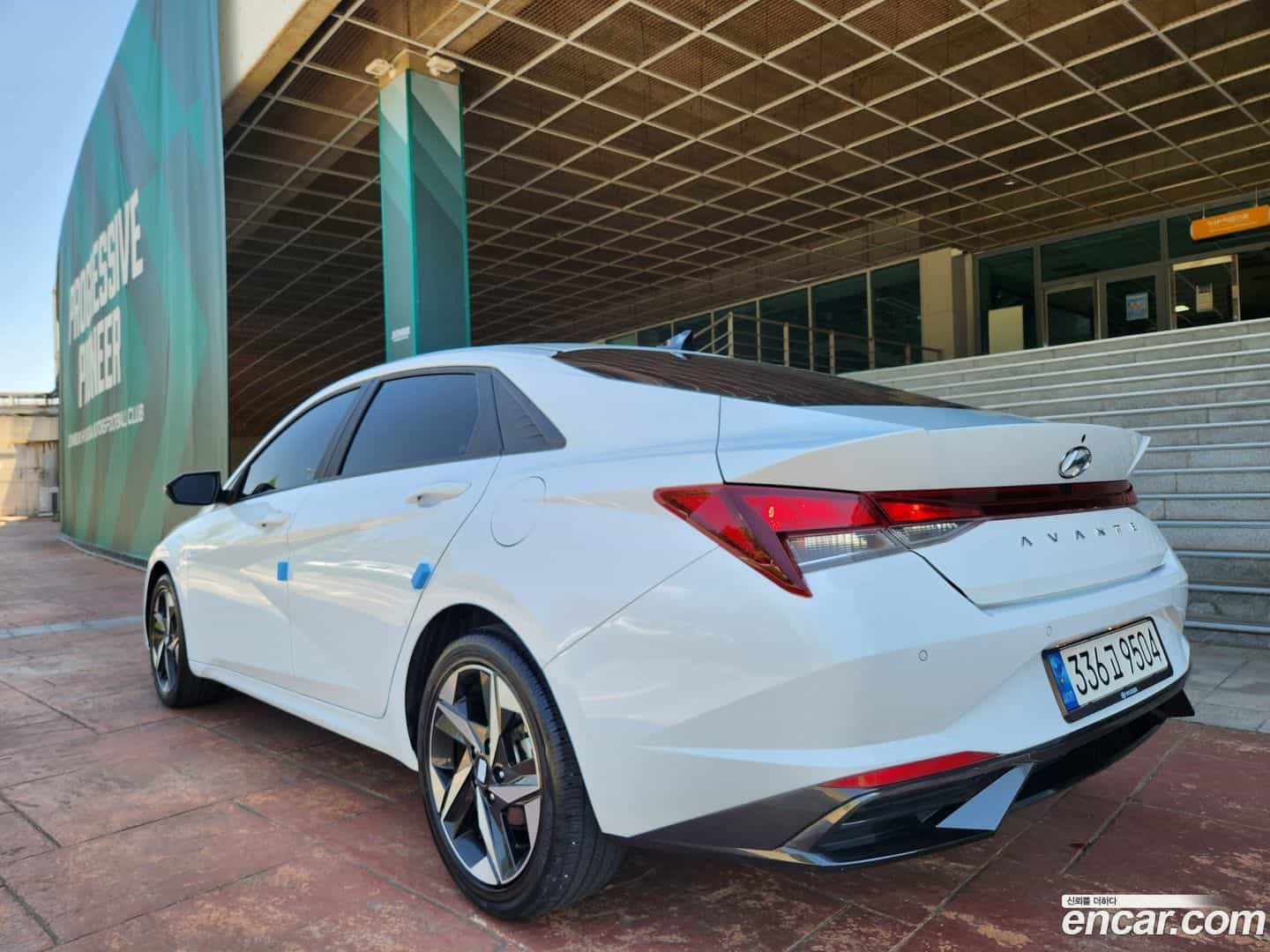 AVANTE Hyundai 2022.9-OUTER-005