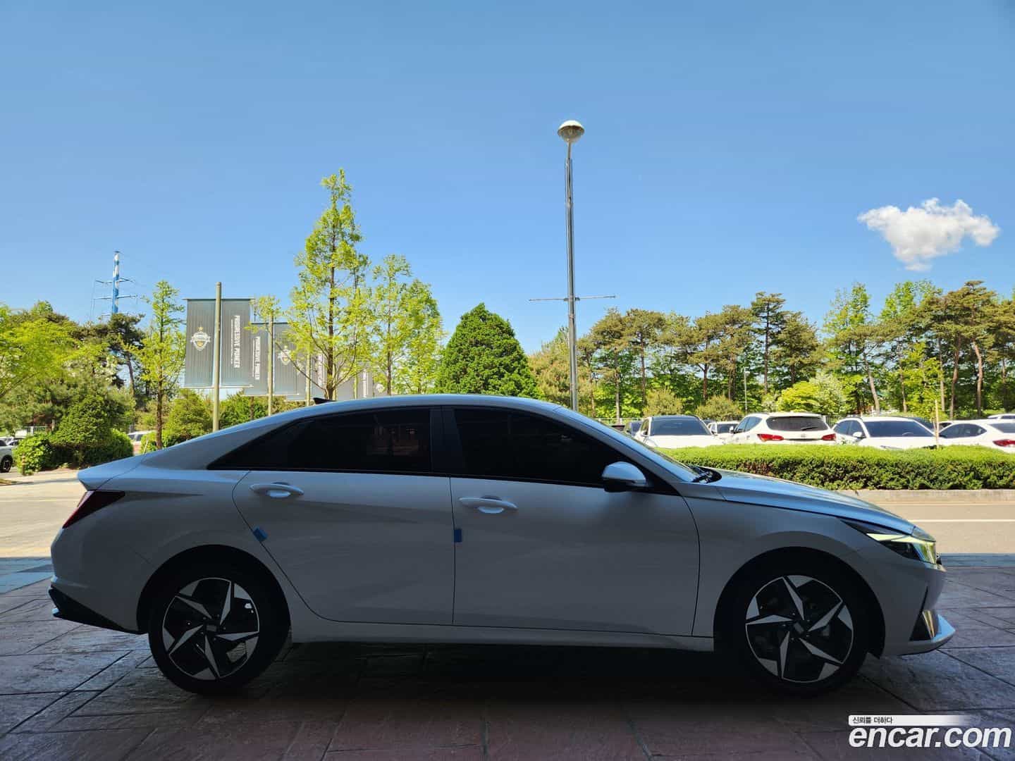 AVANTE Hyundai 2022.9-INNER-007