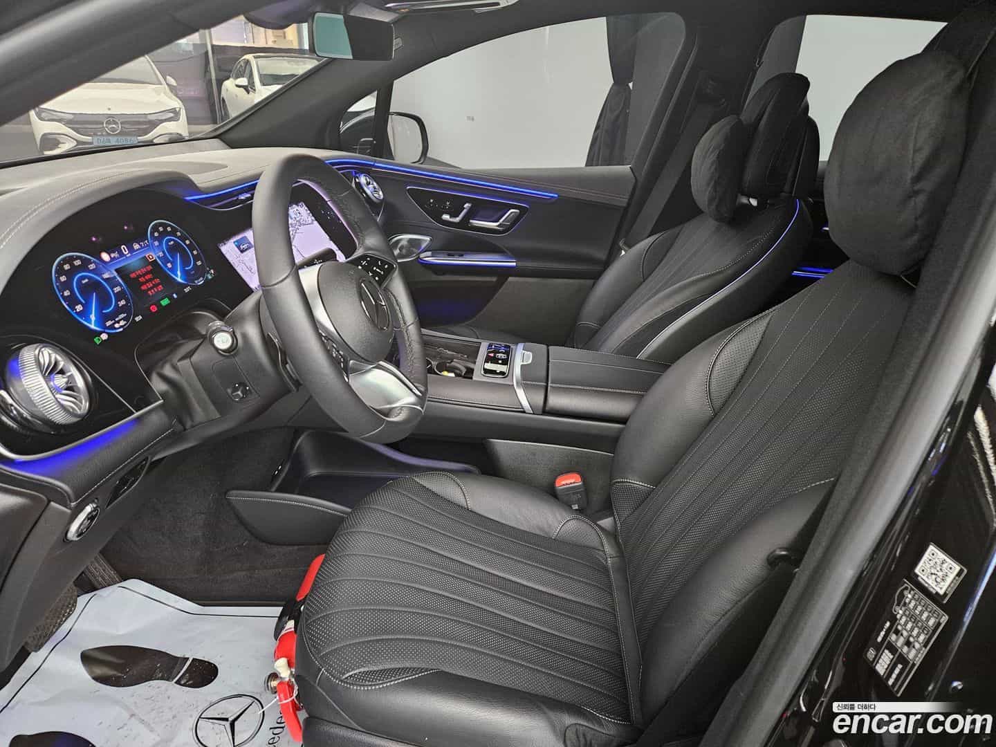 EQE Mercedes-Benz 2025.9-INNER-010