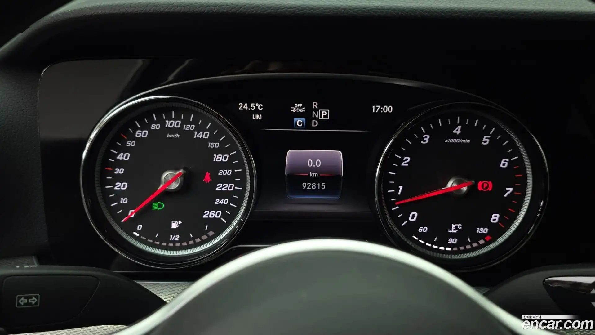 E-Class Mercedes-Benz 2019.1-INNER-008