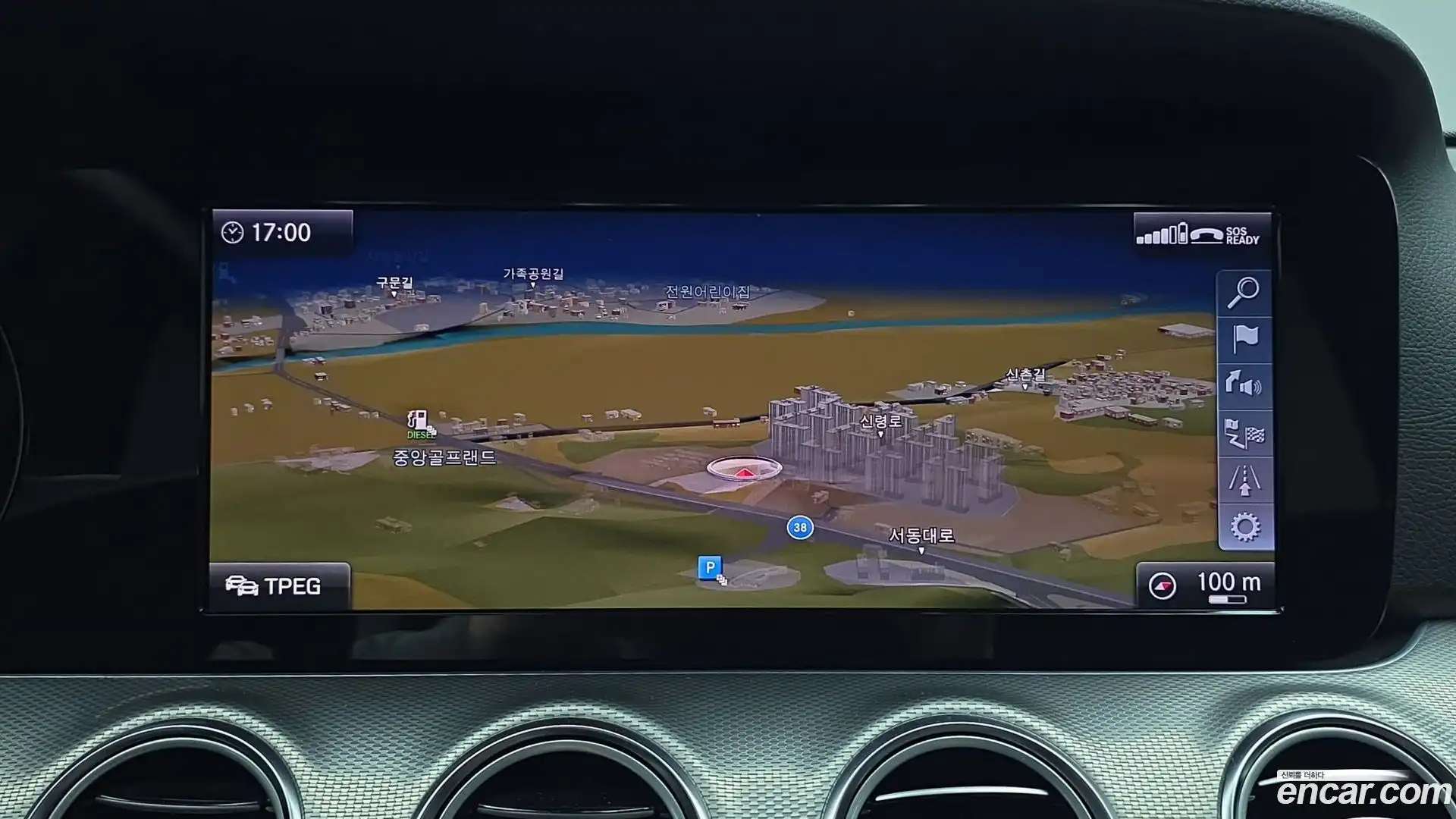 E-Class Mercedes-Benz 2019.1-OPTION-016