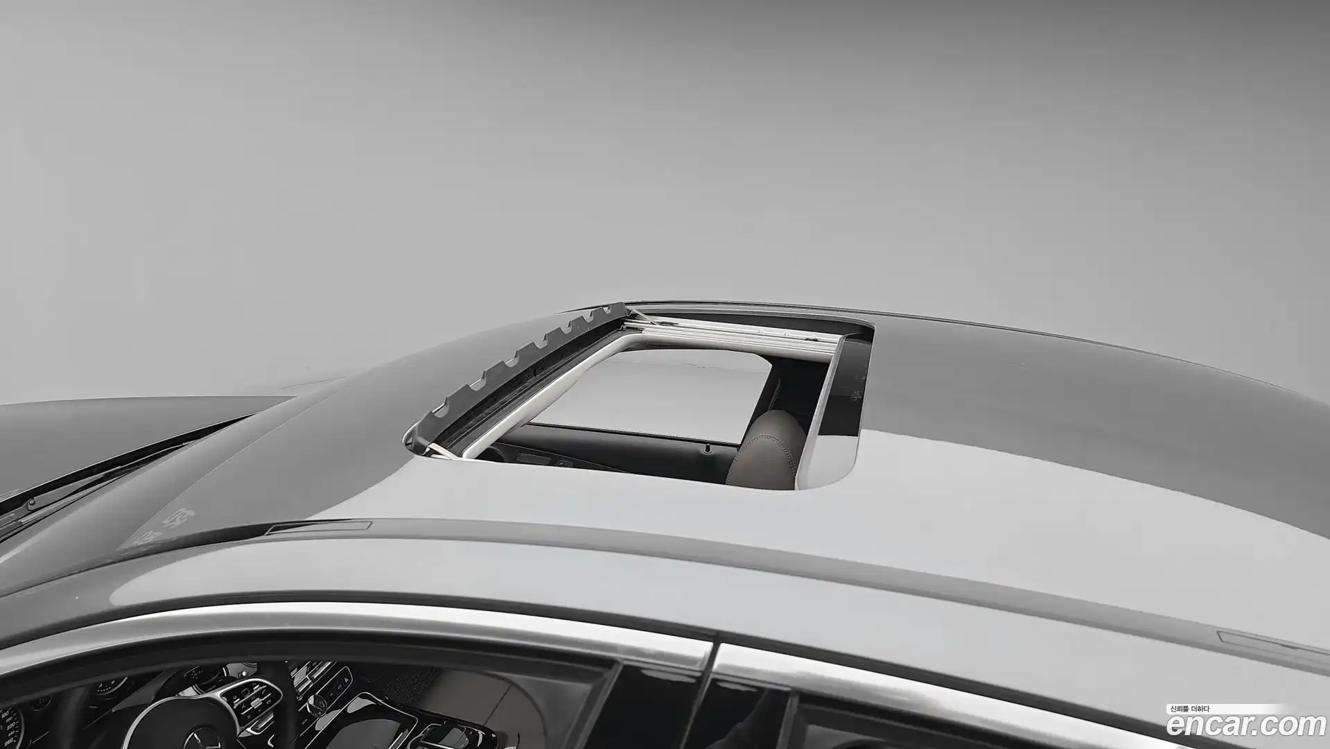 E-Class Mercedes-Benz 2019.1-OPTION-023