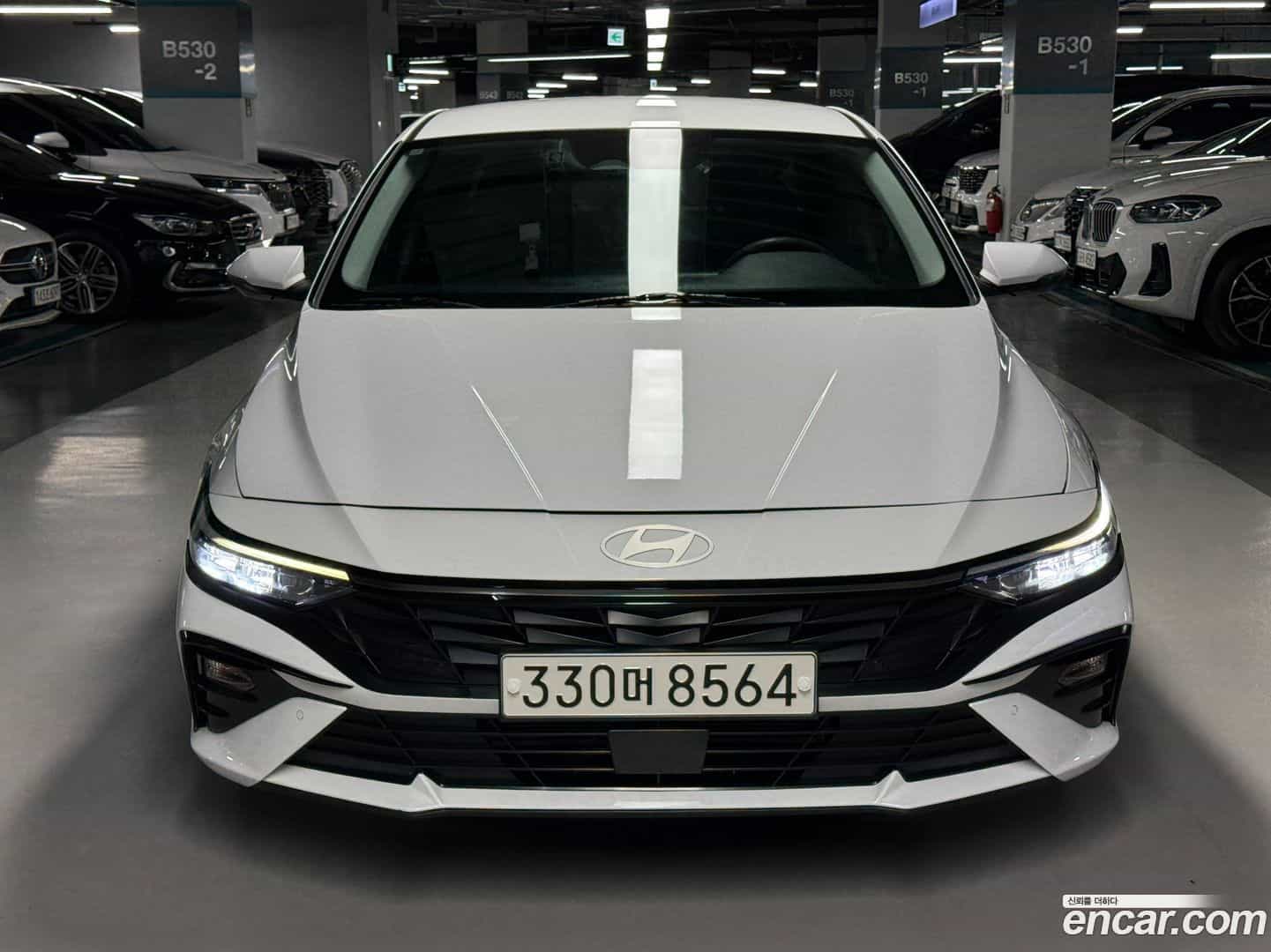 AVANTE Hyundai 2023.4-OUTER-001