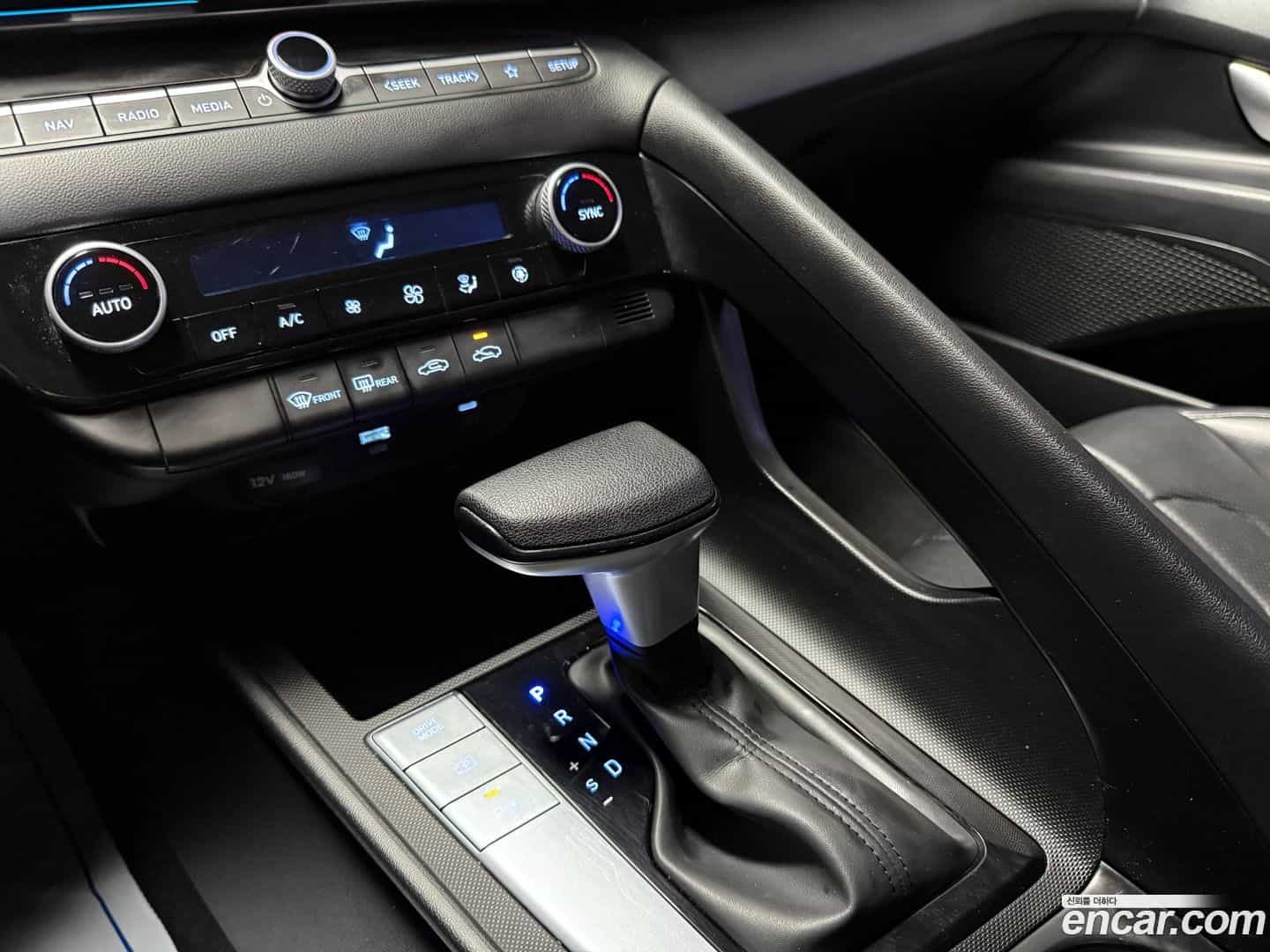 AVANTE Hyundai 2023.4-OPTION-018