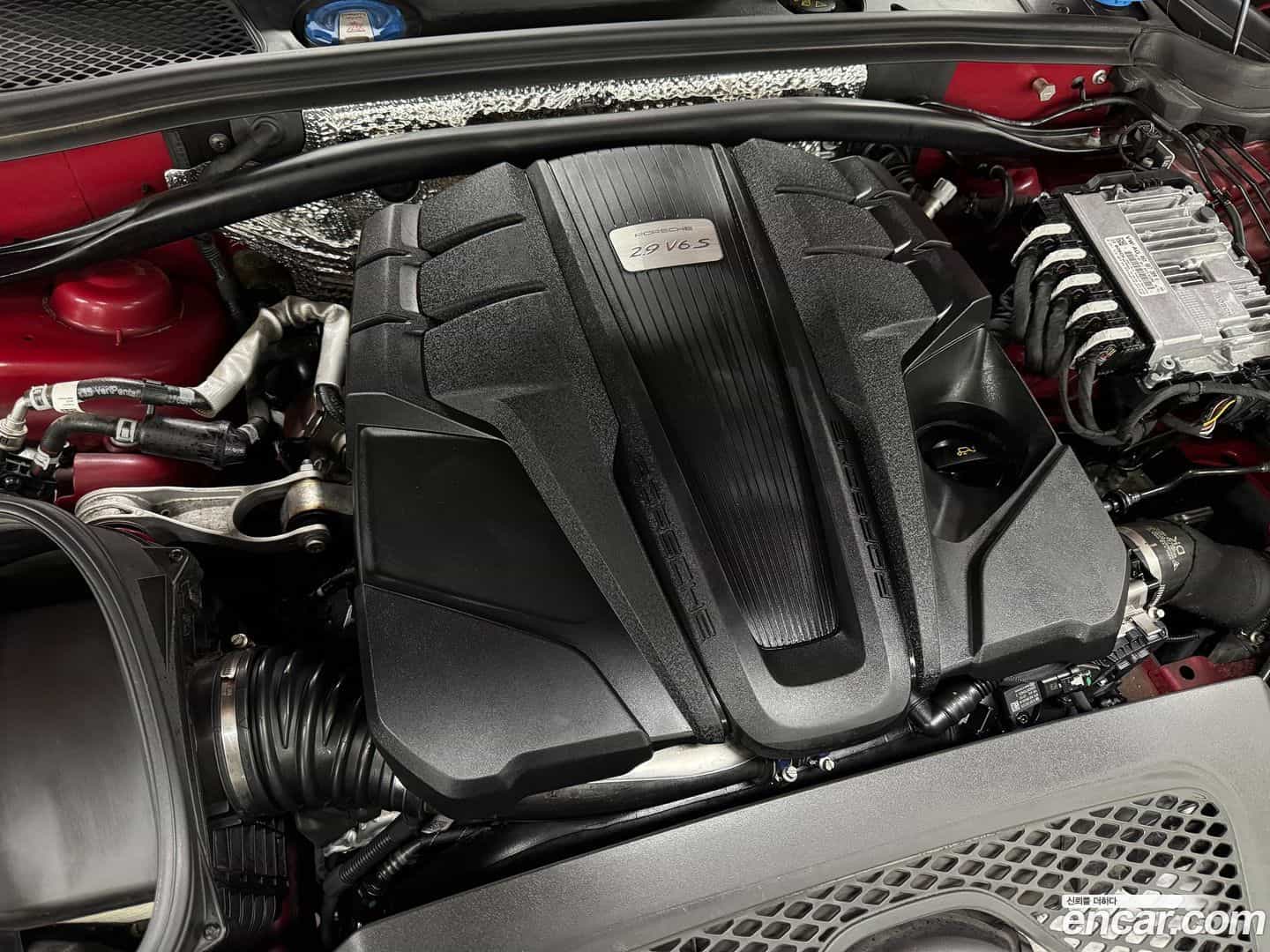 Macan Porsche 2023.0-INNER-007