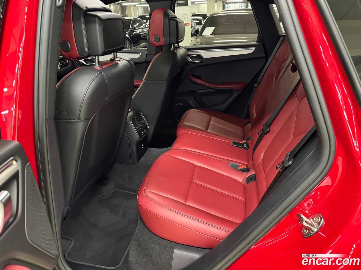 Macan Porsche 2023.0-OPTION-021