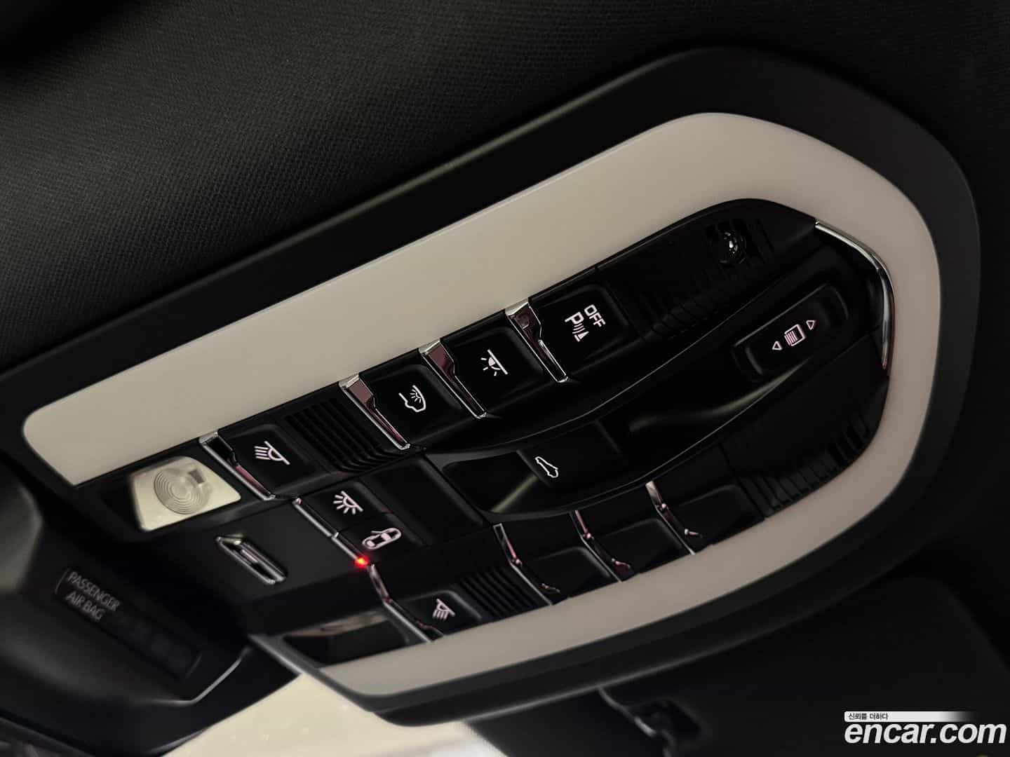 Macan Porsche 2023.0-OPTION-024