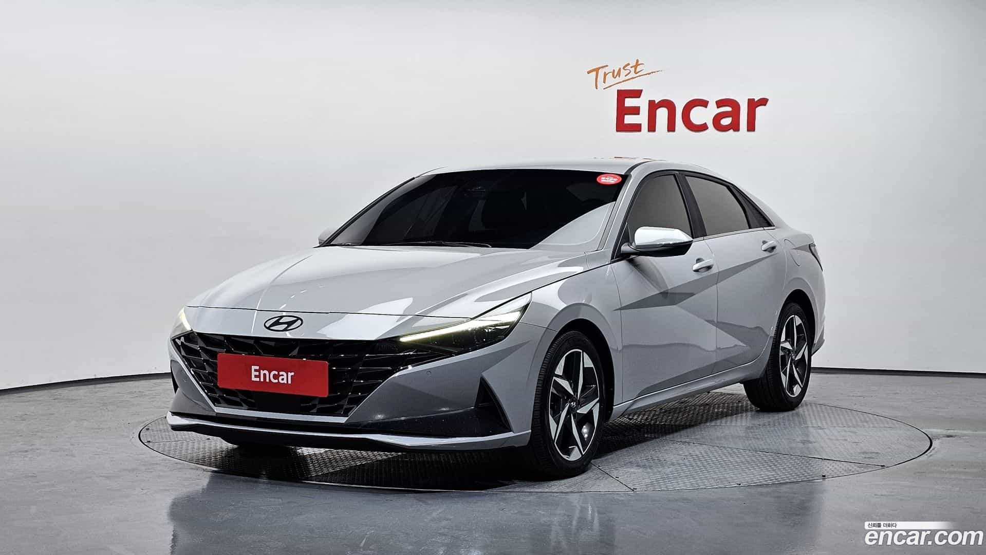 AVANTE Hyundai 2020.6-OUTER-001