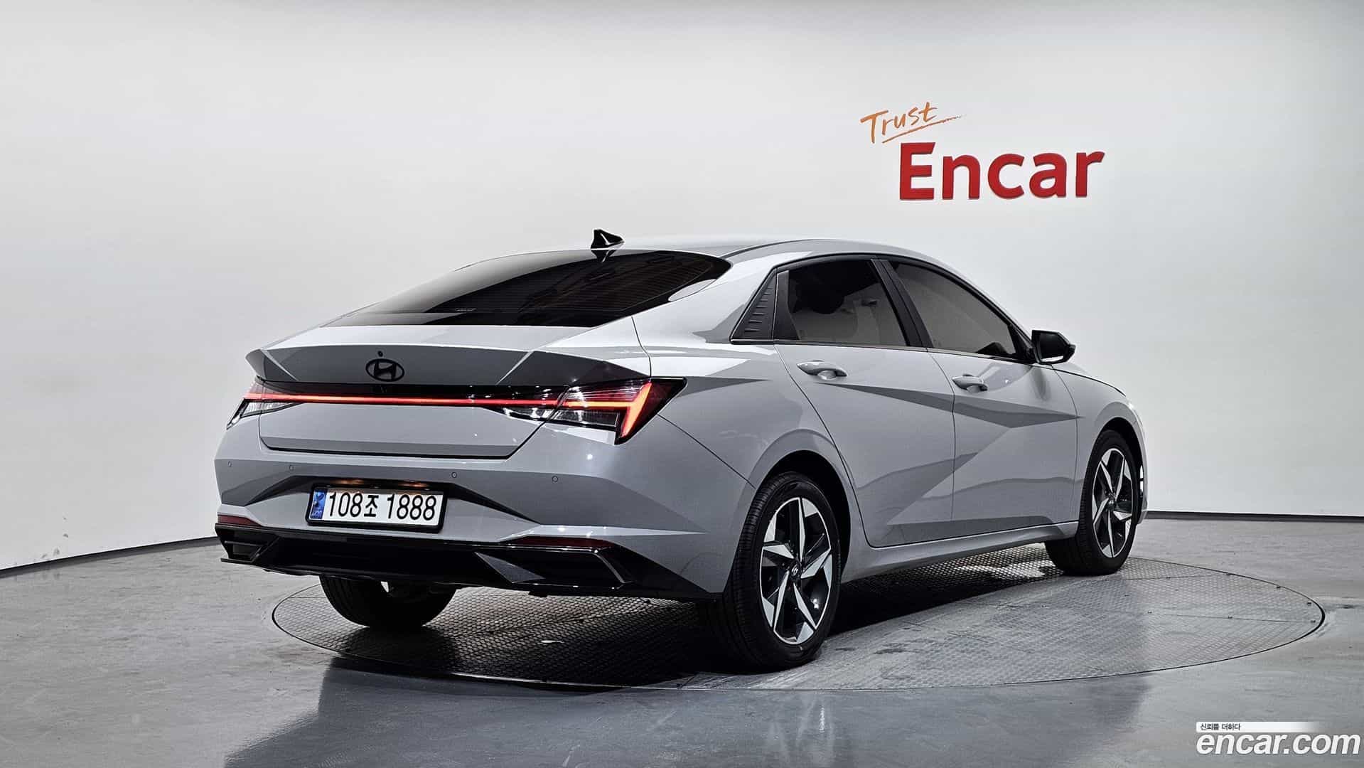 AVANTE Hyundai 2020.6-OUTER-002
