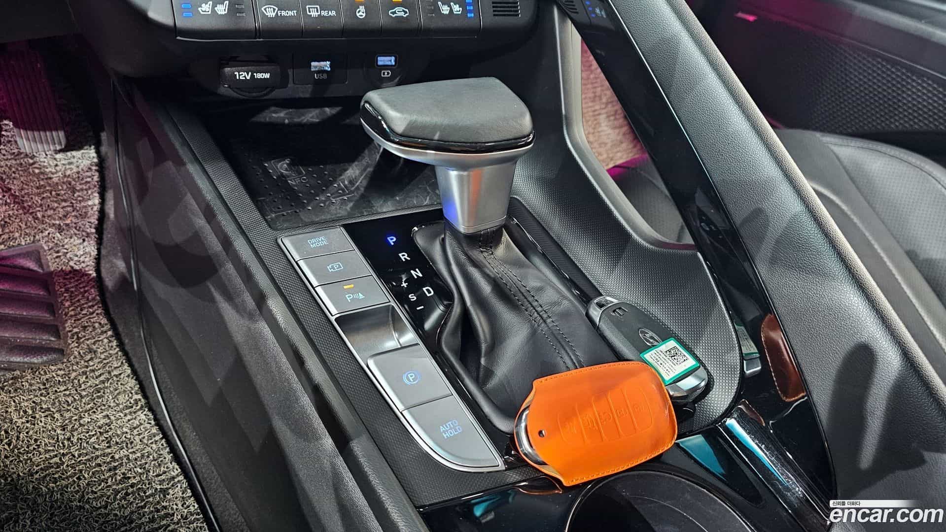 AVANTE Hyundai 2020.6-INNER-009