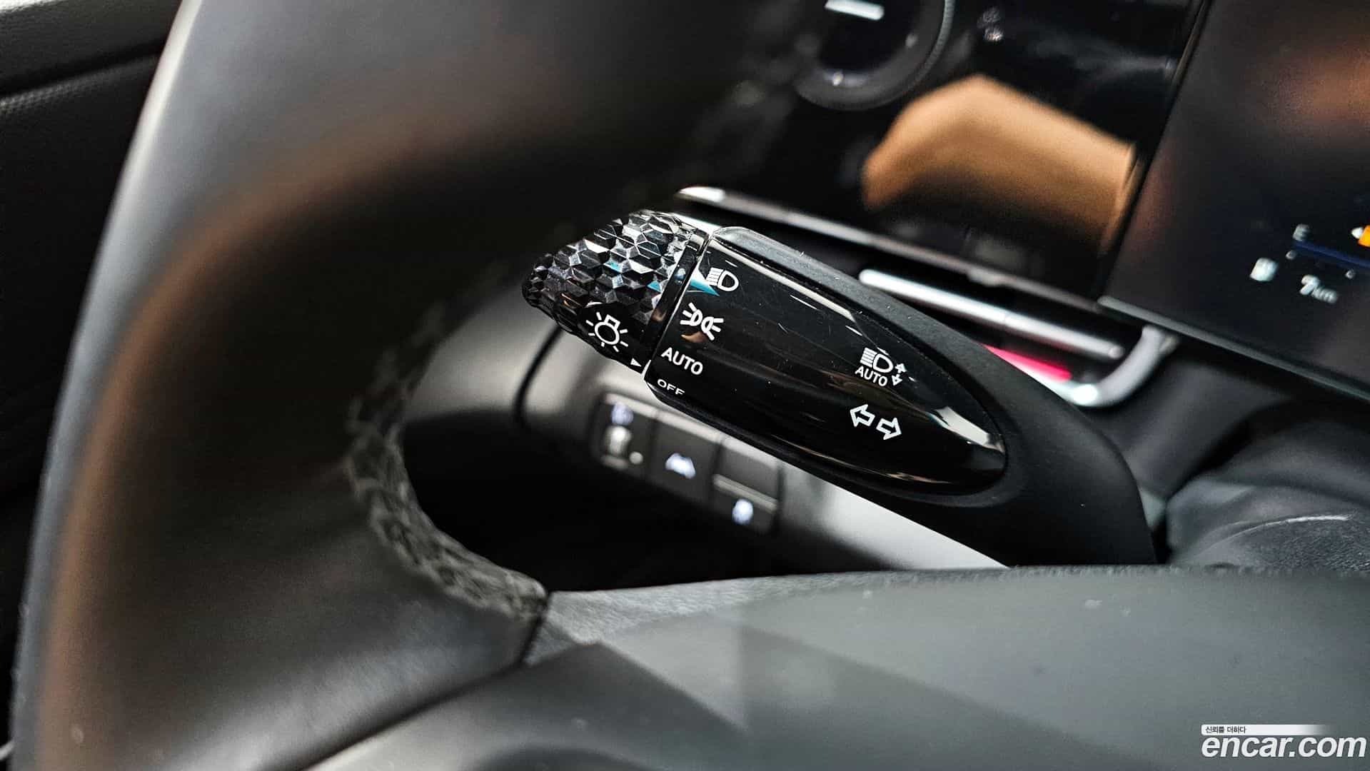 AVANTE Hyundai 2020.6-OPTION-022