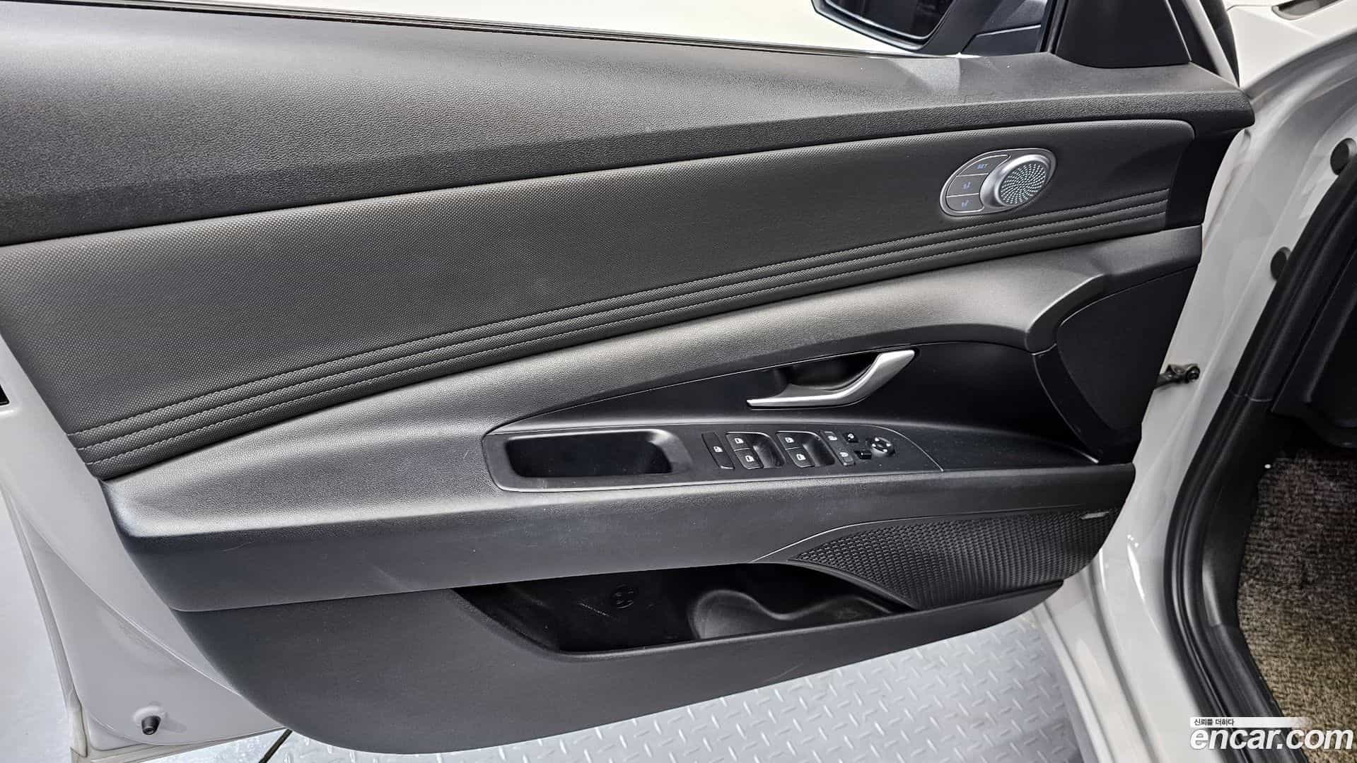 AVANTE Hyundai 2020.6-INNER-034