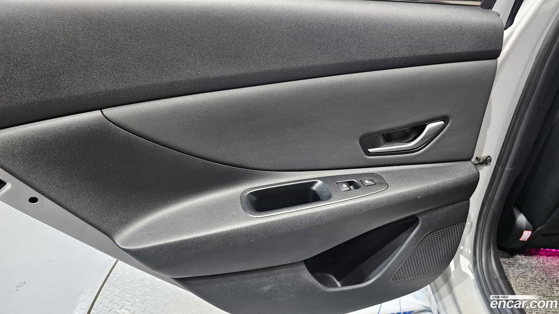 AVANTE Hyundai 2020.6-INNER-035