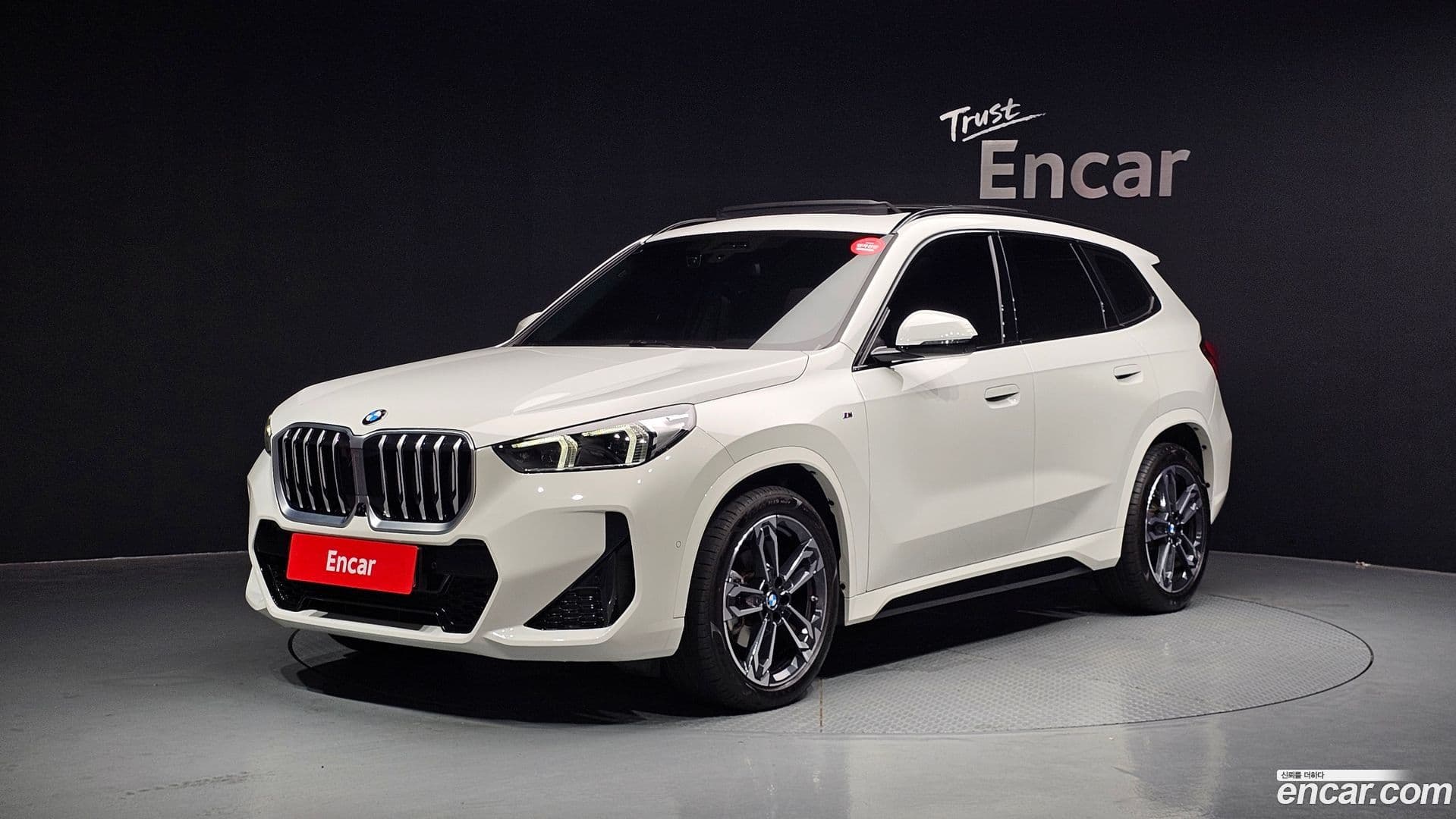 Main__Slider__Photo:X1 BMW 2024.1-0