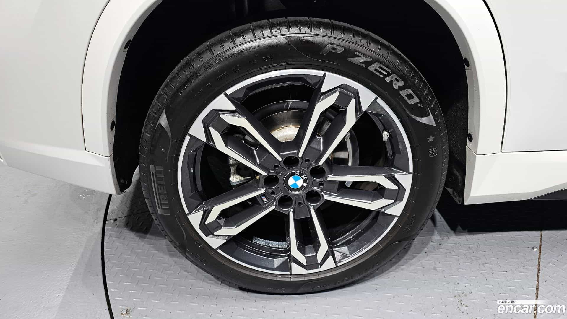 X1 BMW 2024.1-OUTER-005
