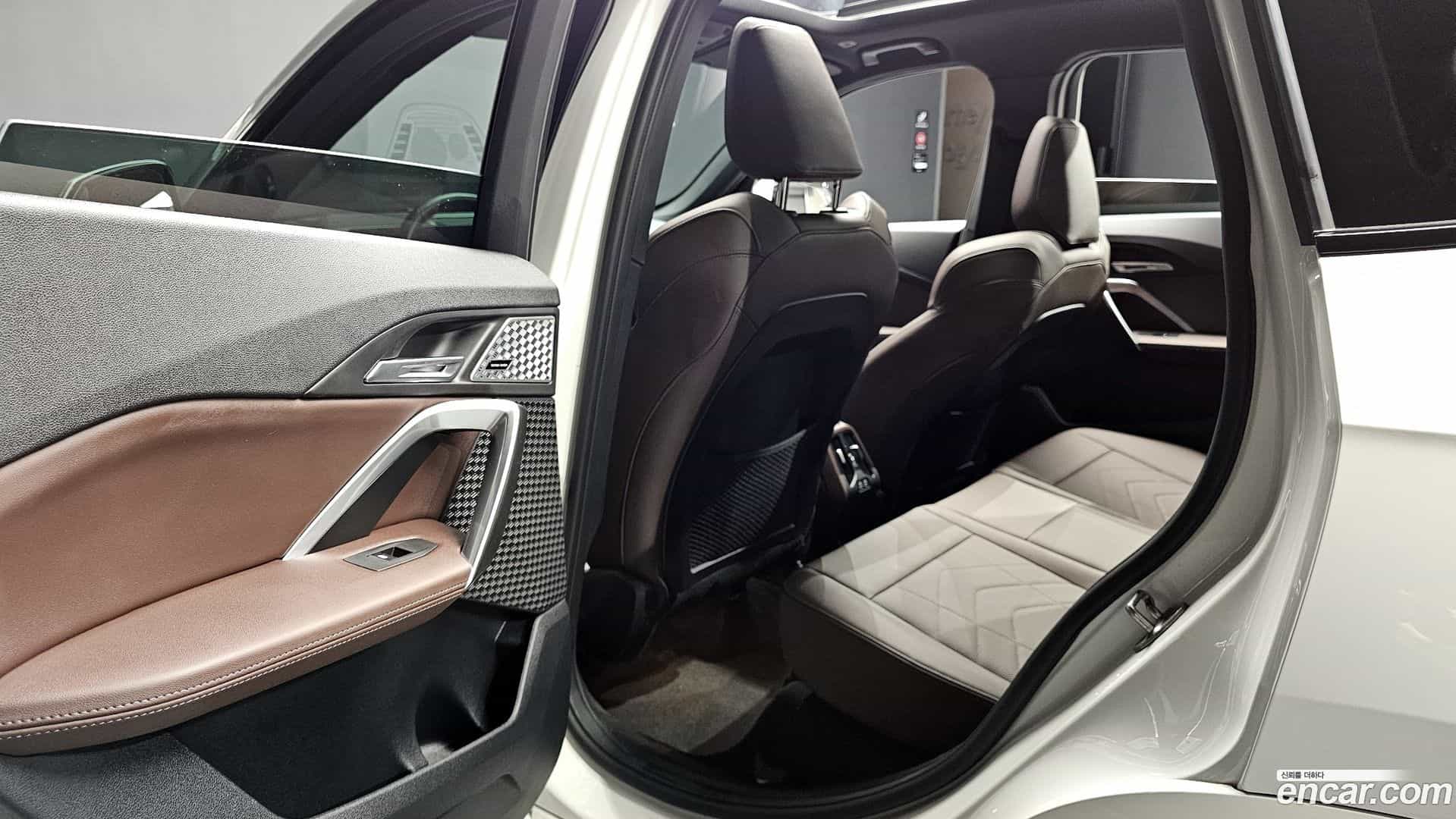 X1 BMW 2024.1-INNER-036