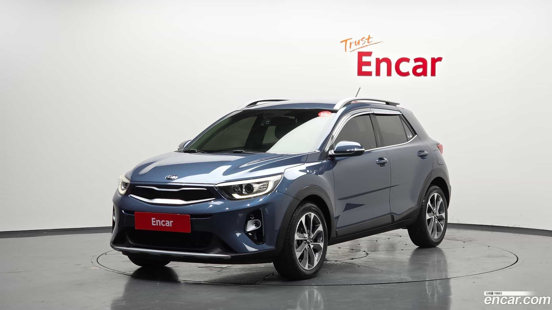 Stonic Kia 2017.9-OUTER-001